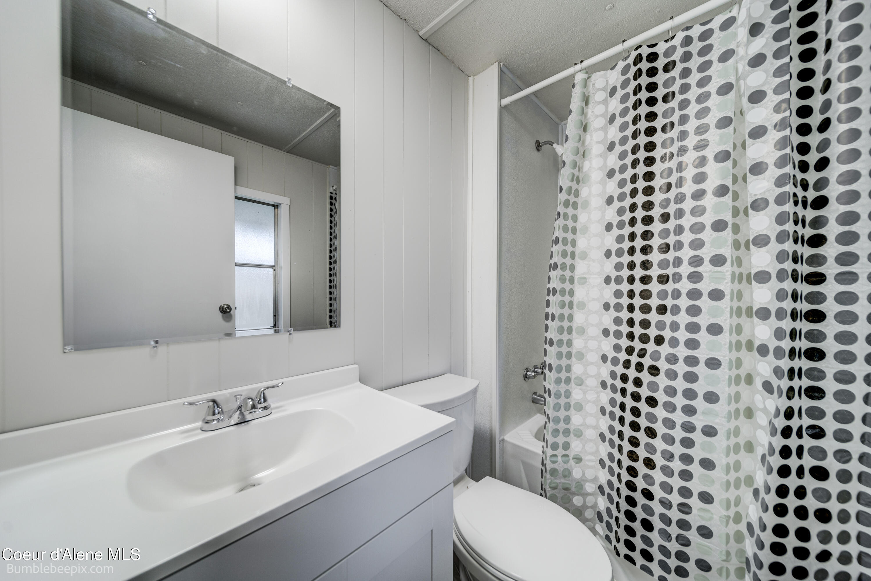 5738 W NEW HAMPSHIRE ST