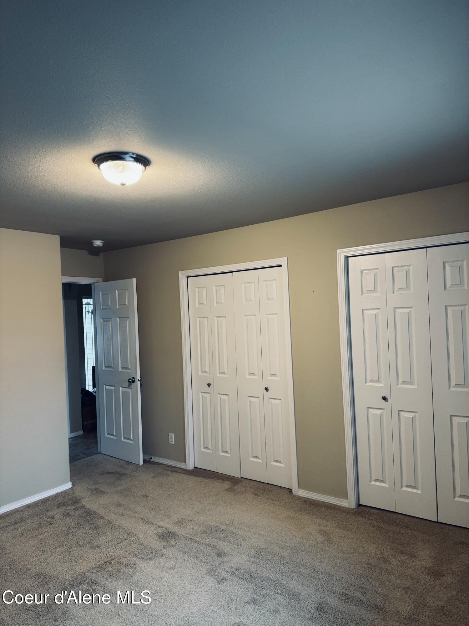 8208 N SALMONBERRY LOOP