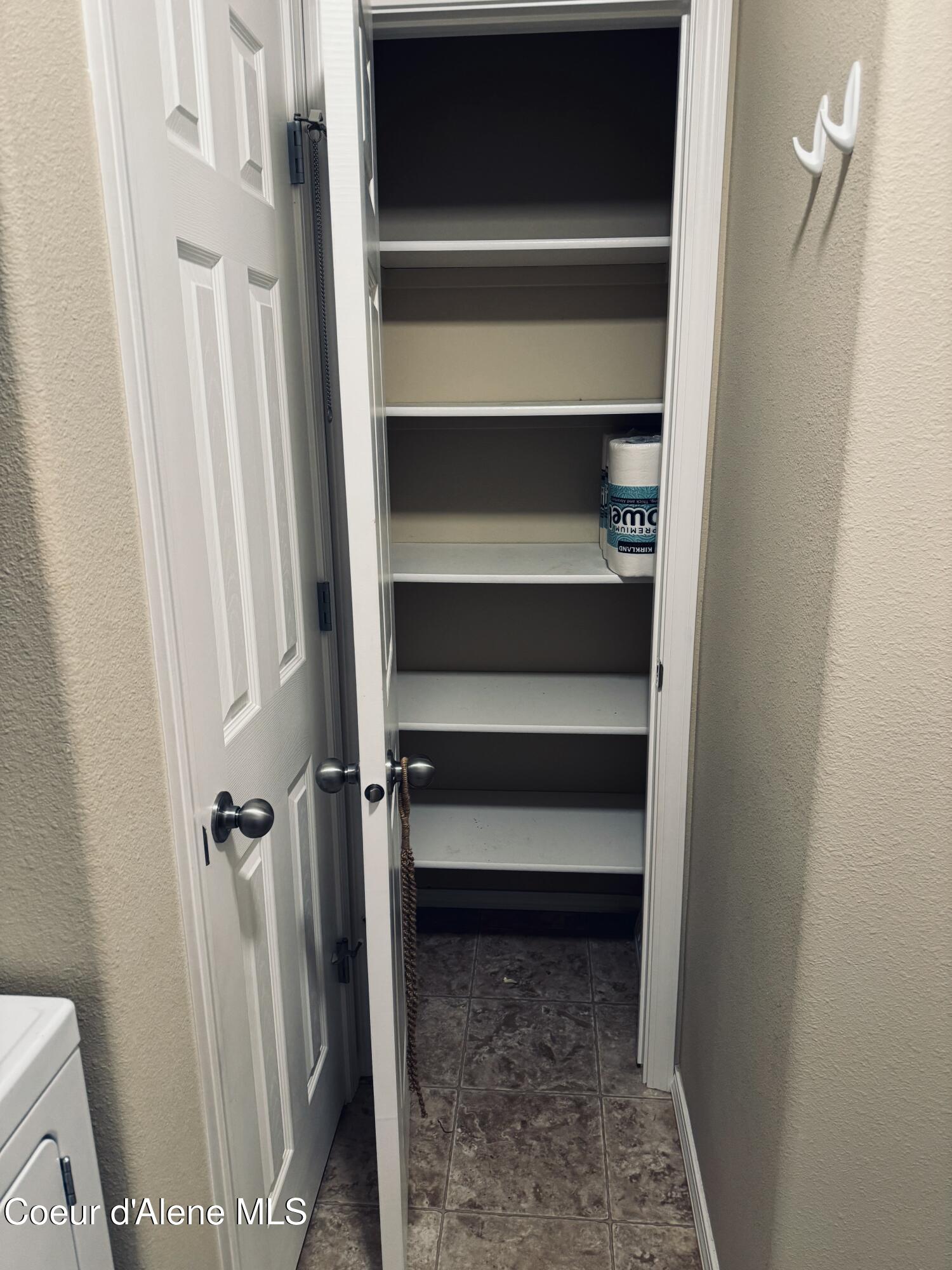 8208 N SALMONBERRY LOOP