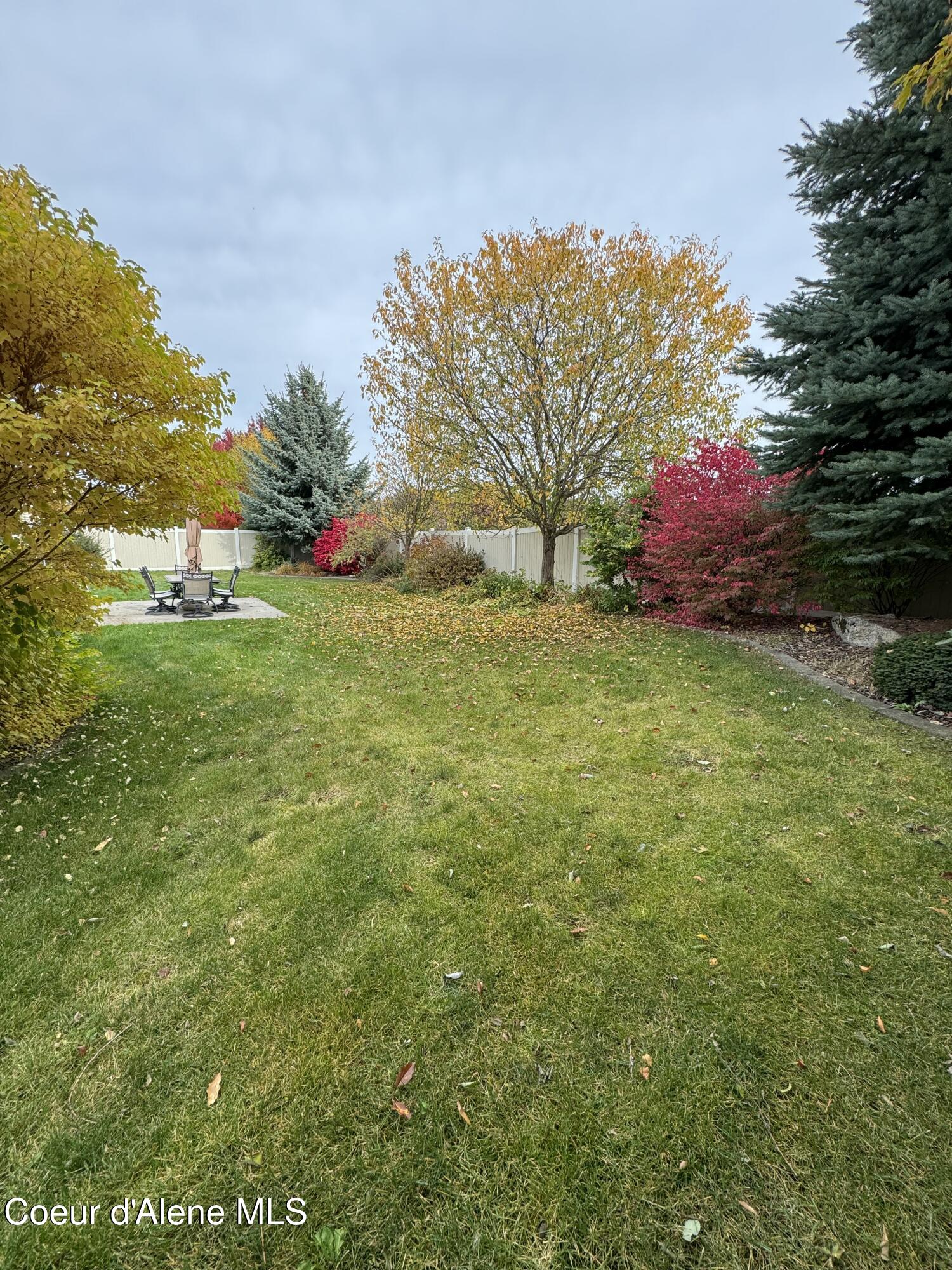 8208 N SALMONBERRY LOOP