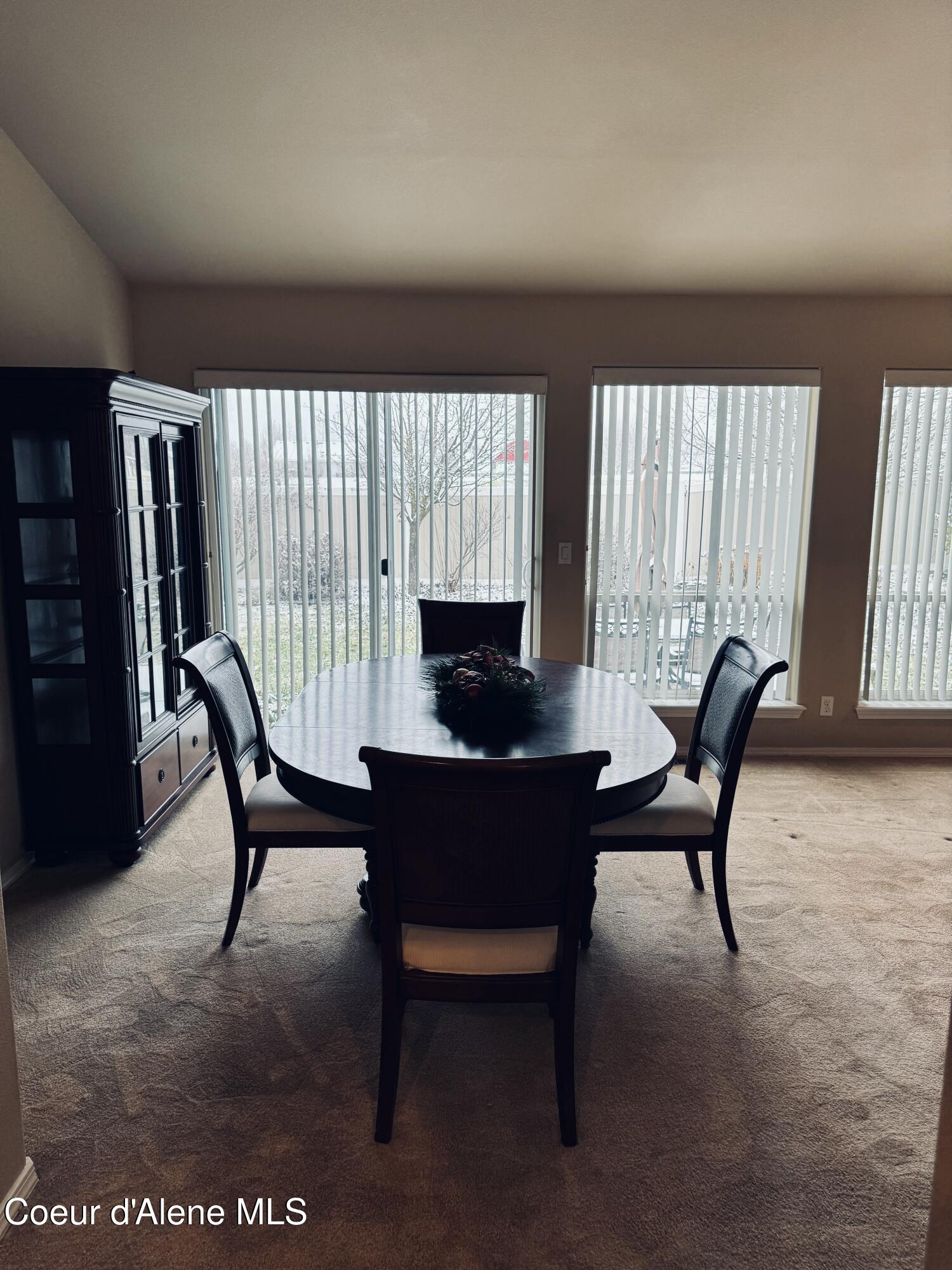 8208 N SALMONBERRY LOOP