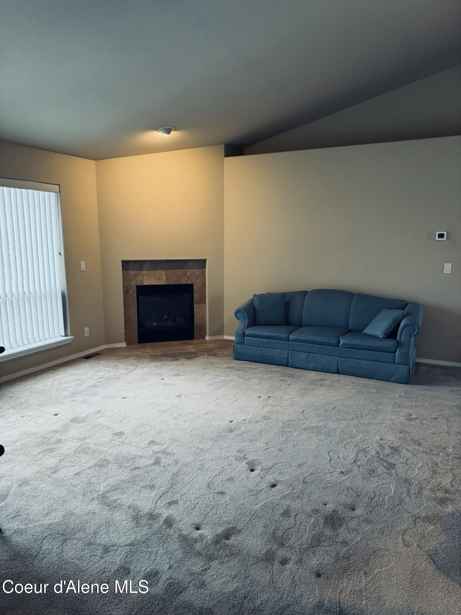 8208 N SALMONBERRY LOOP