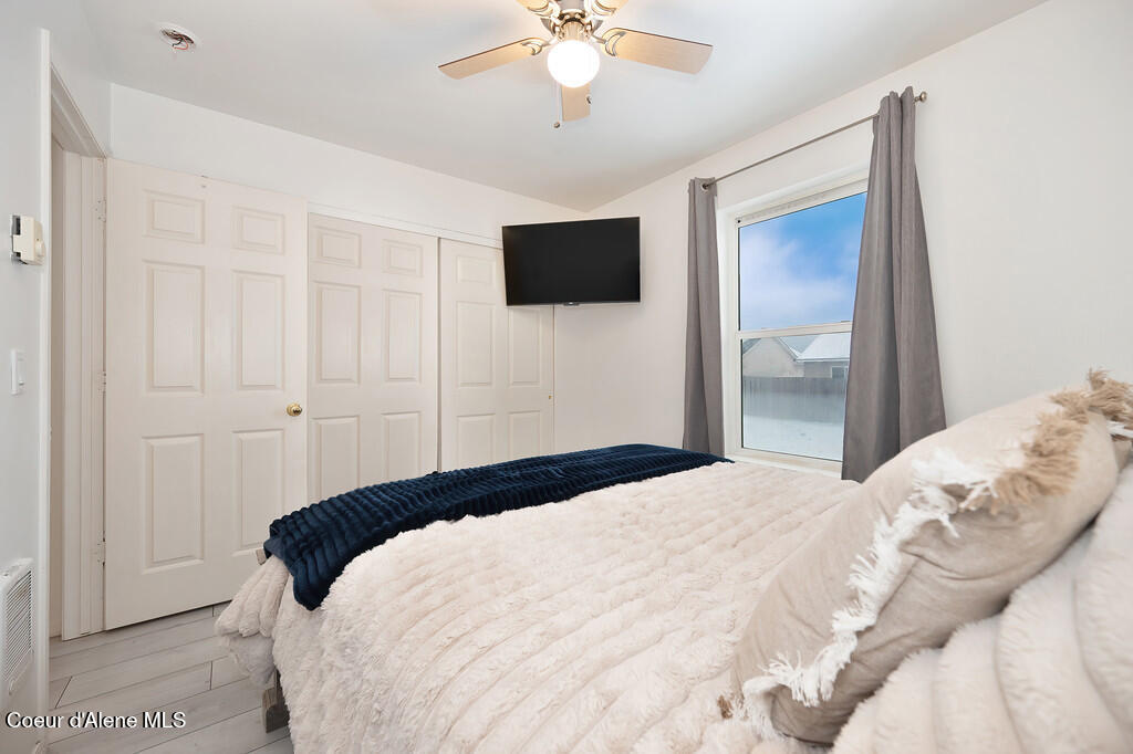 6357 W Lofty Ridge St