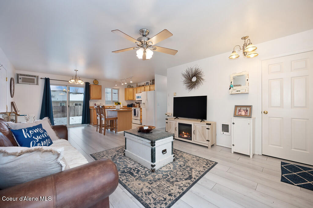 6357 W Lofty Ridge St