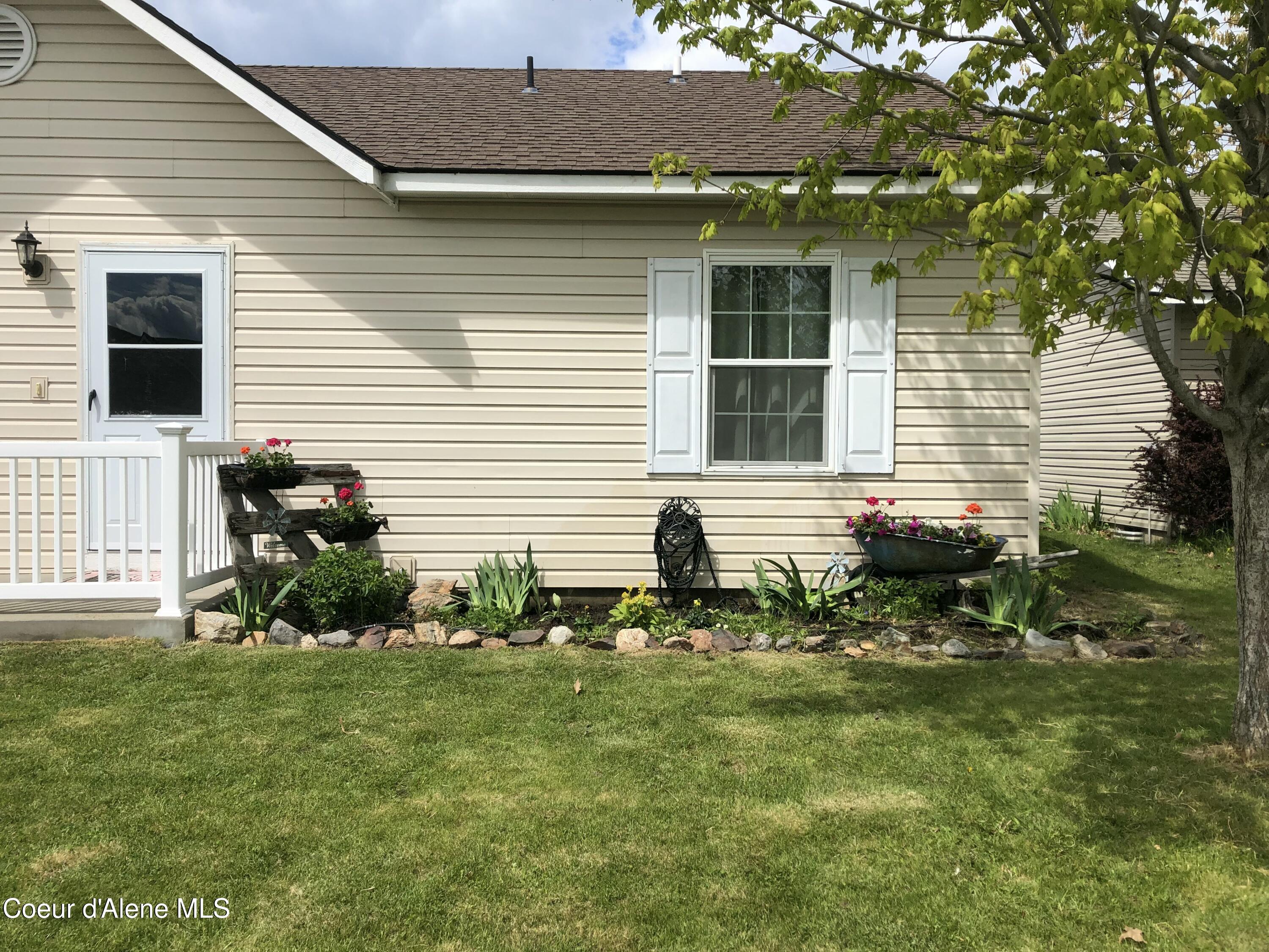 6357 W Lofty Ridge St