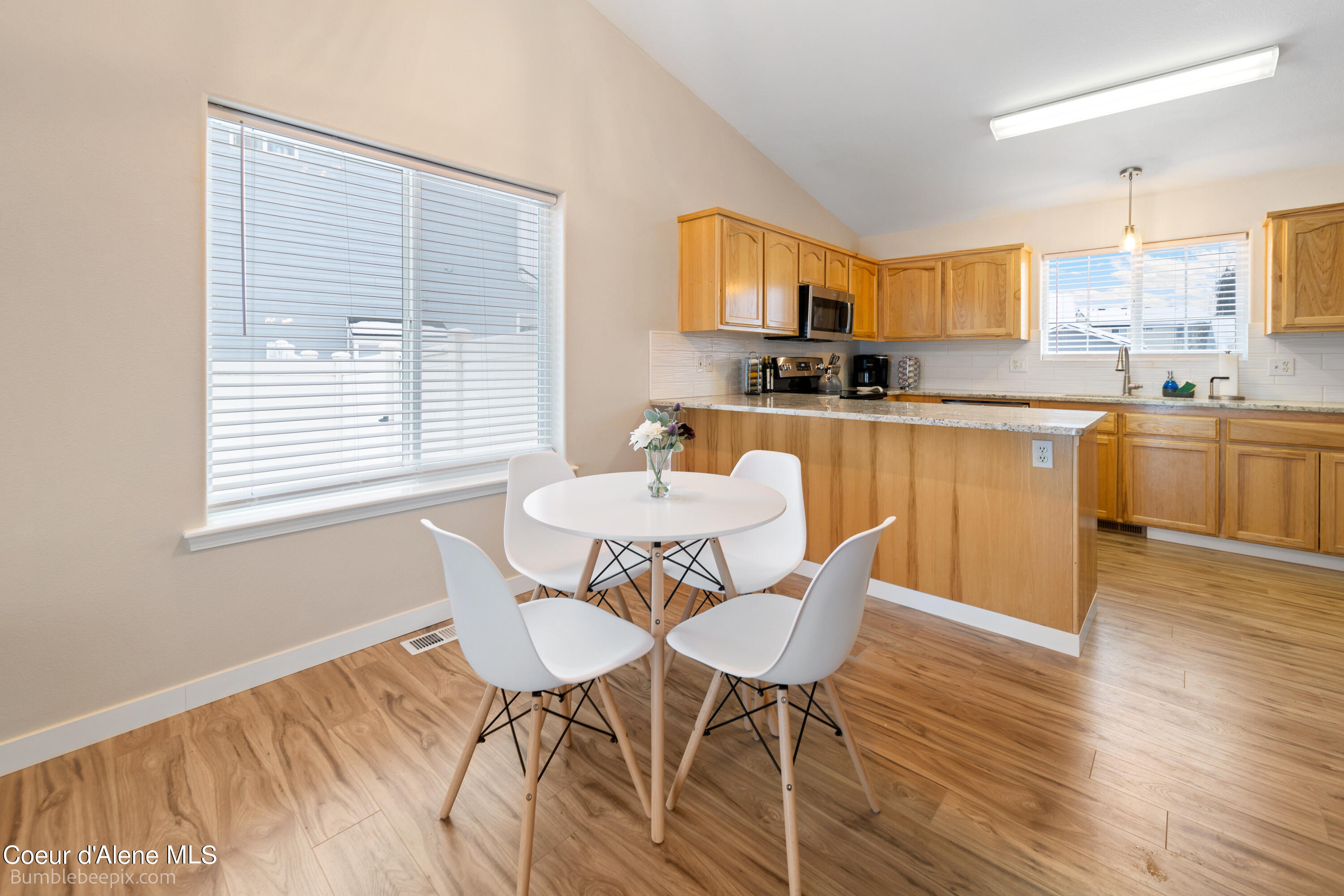 321 E MALLARD AVE