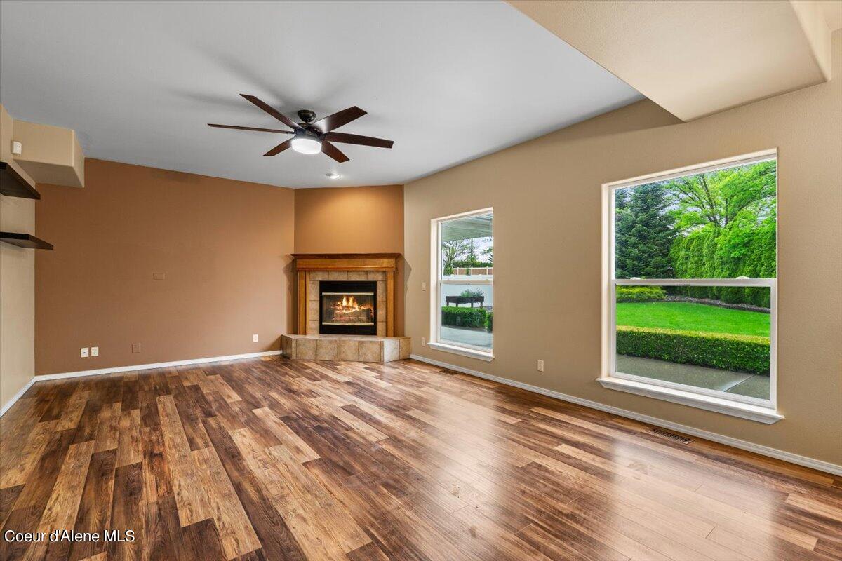 3323 W LOXTON LOOP
