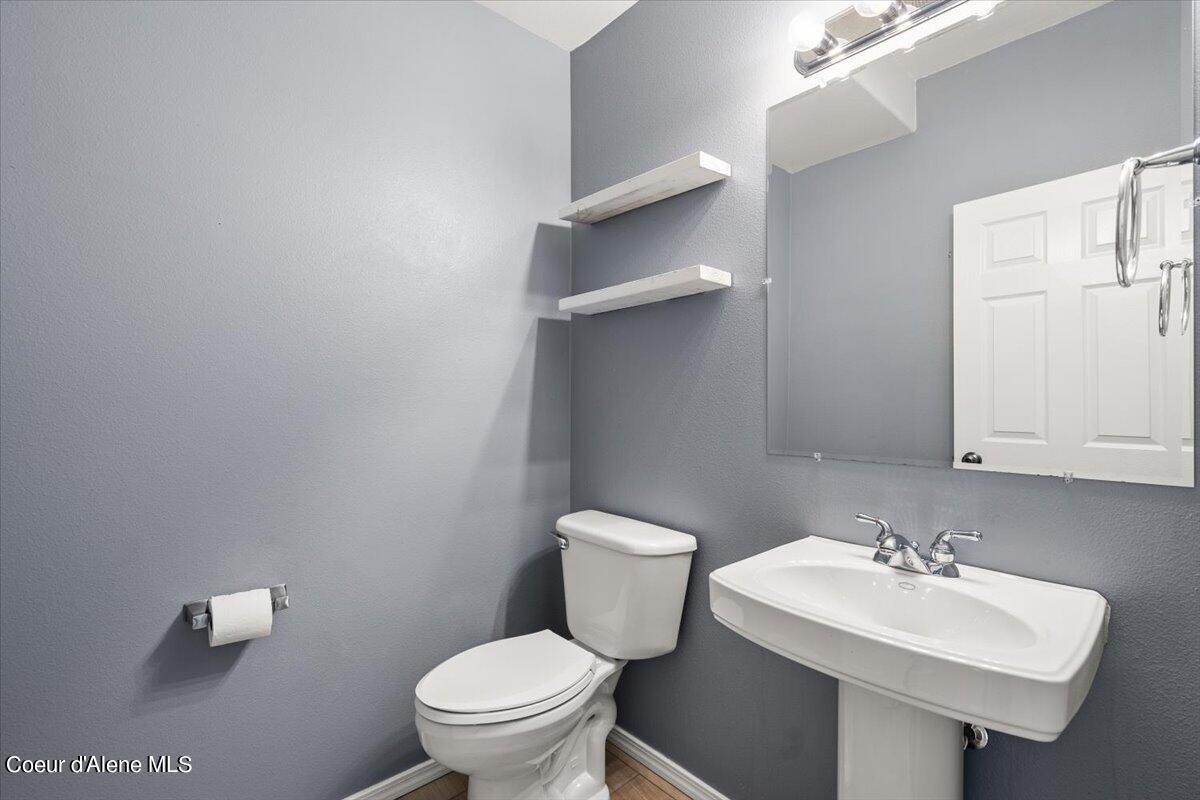 3323 W LOXTON LOOP