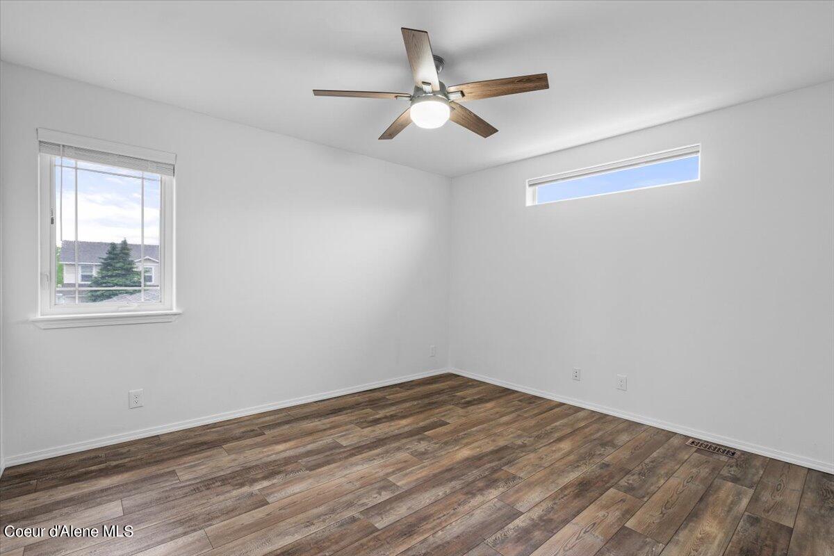 3323 W LOXTON LOOP