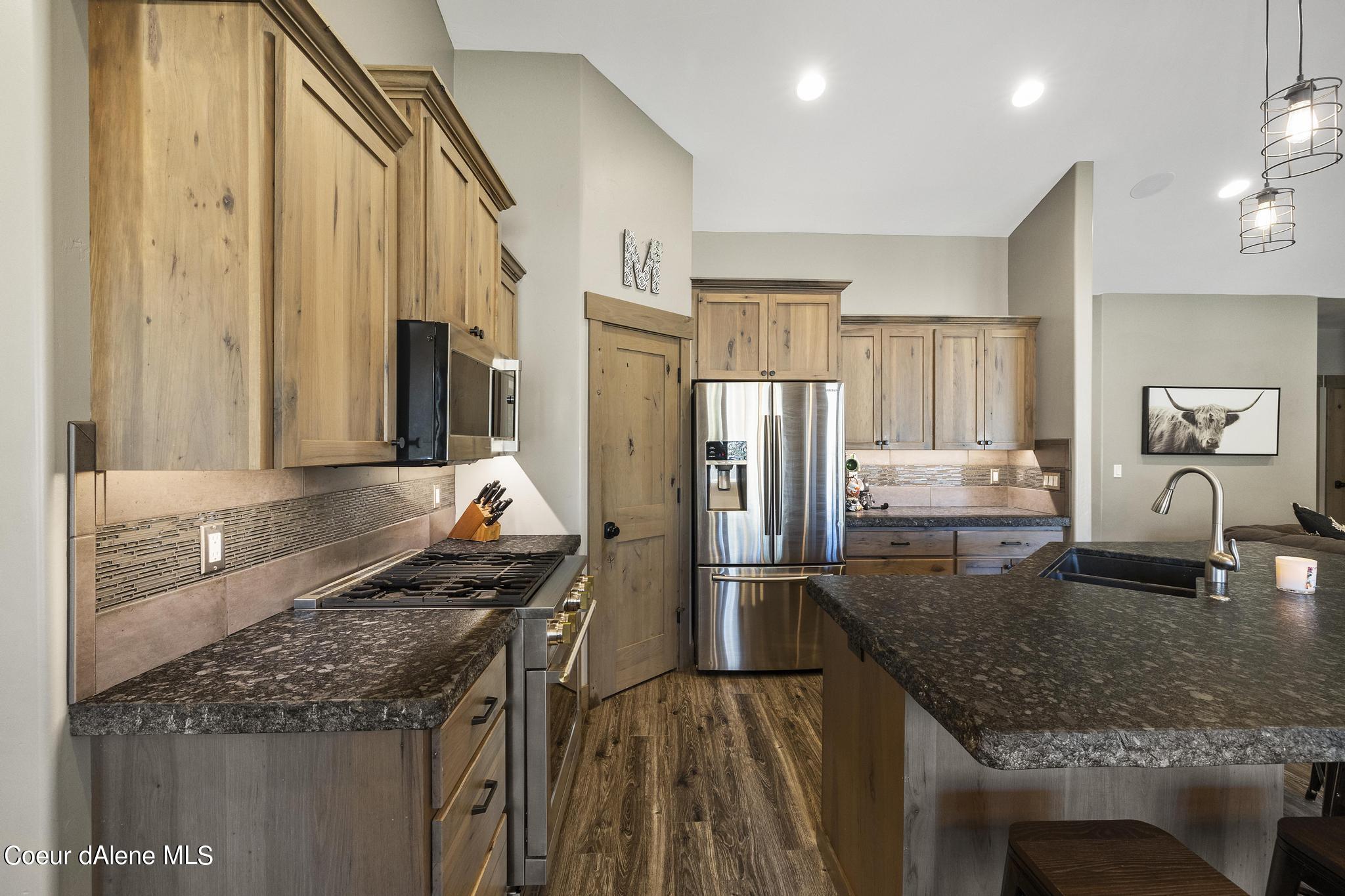 7433 E HIGHVIEW DR, Coeur d'Alene