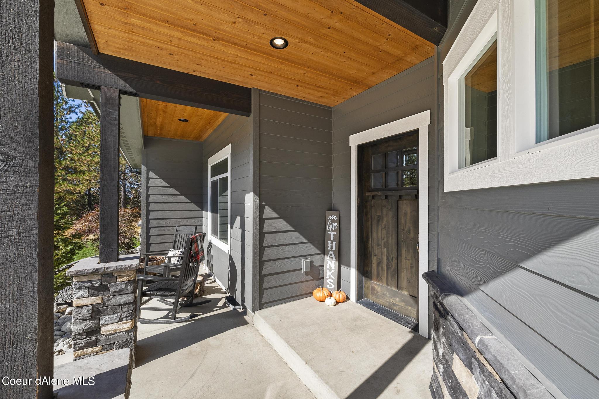 7433 E HIGHVIEW DR, Coeur d'Alene