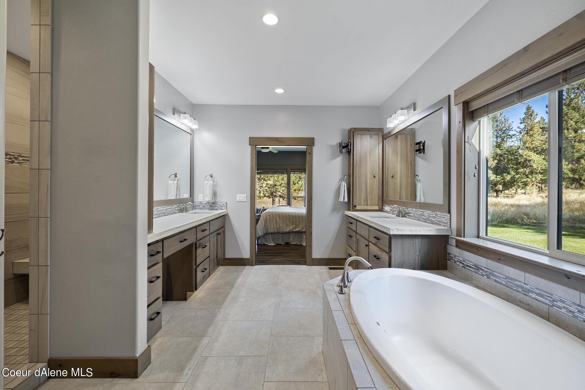 7433 E HIGHVIEW DR, Coeur d'Alene