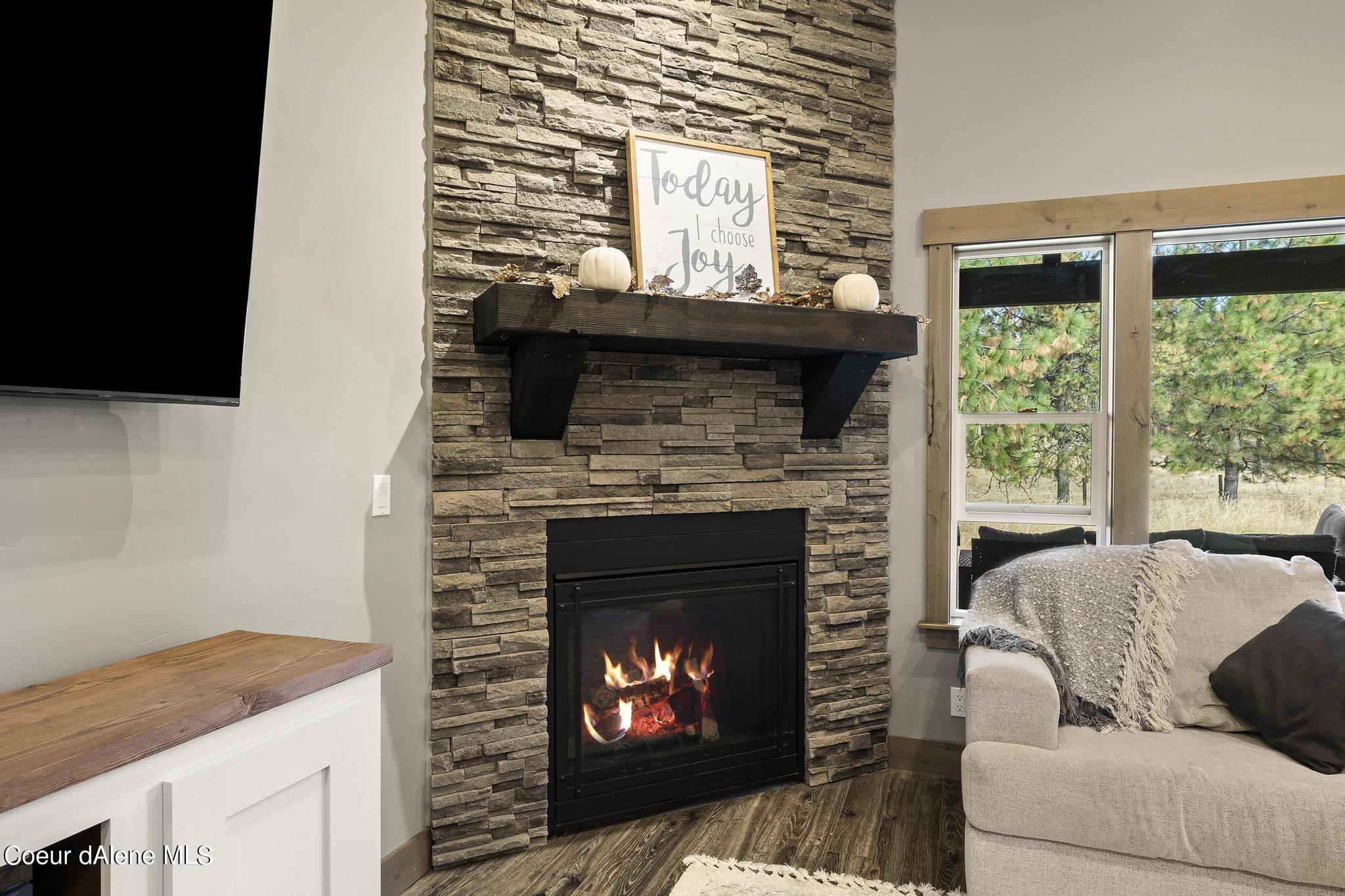 7433 E HIGHVIEW DR, Coeur d'Alene