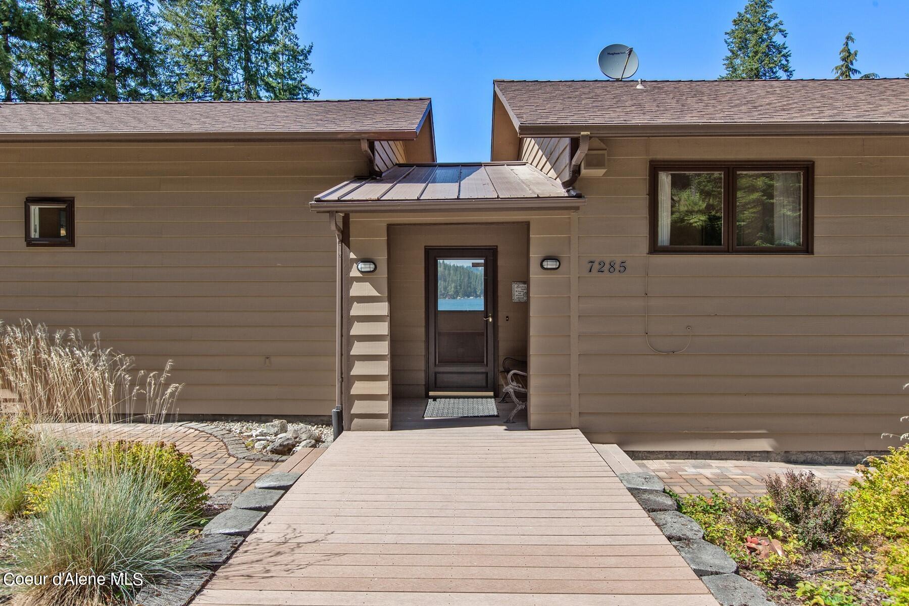 7285 E Henry Point Rd