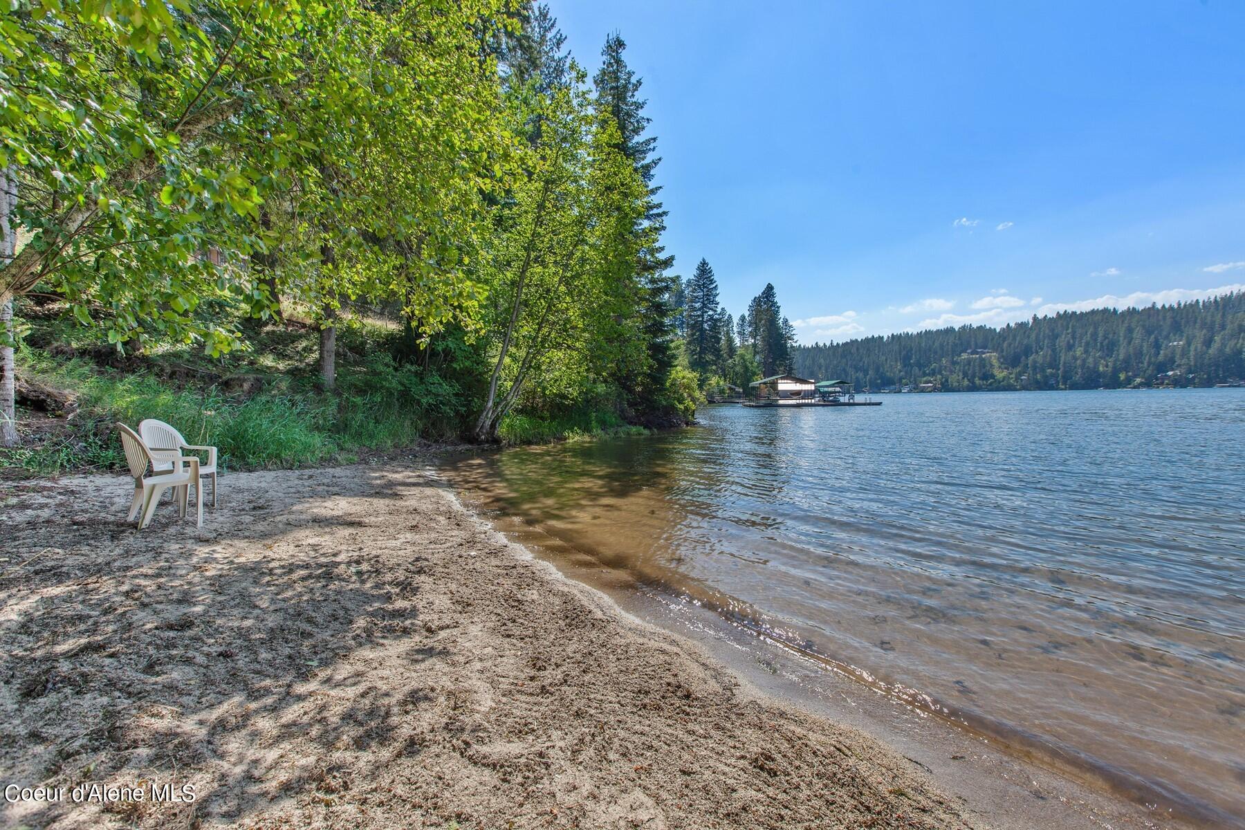 7285 E Henry Point Rd