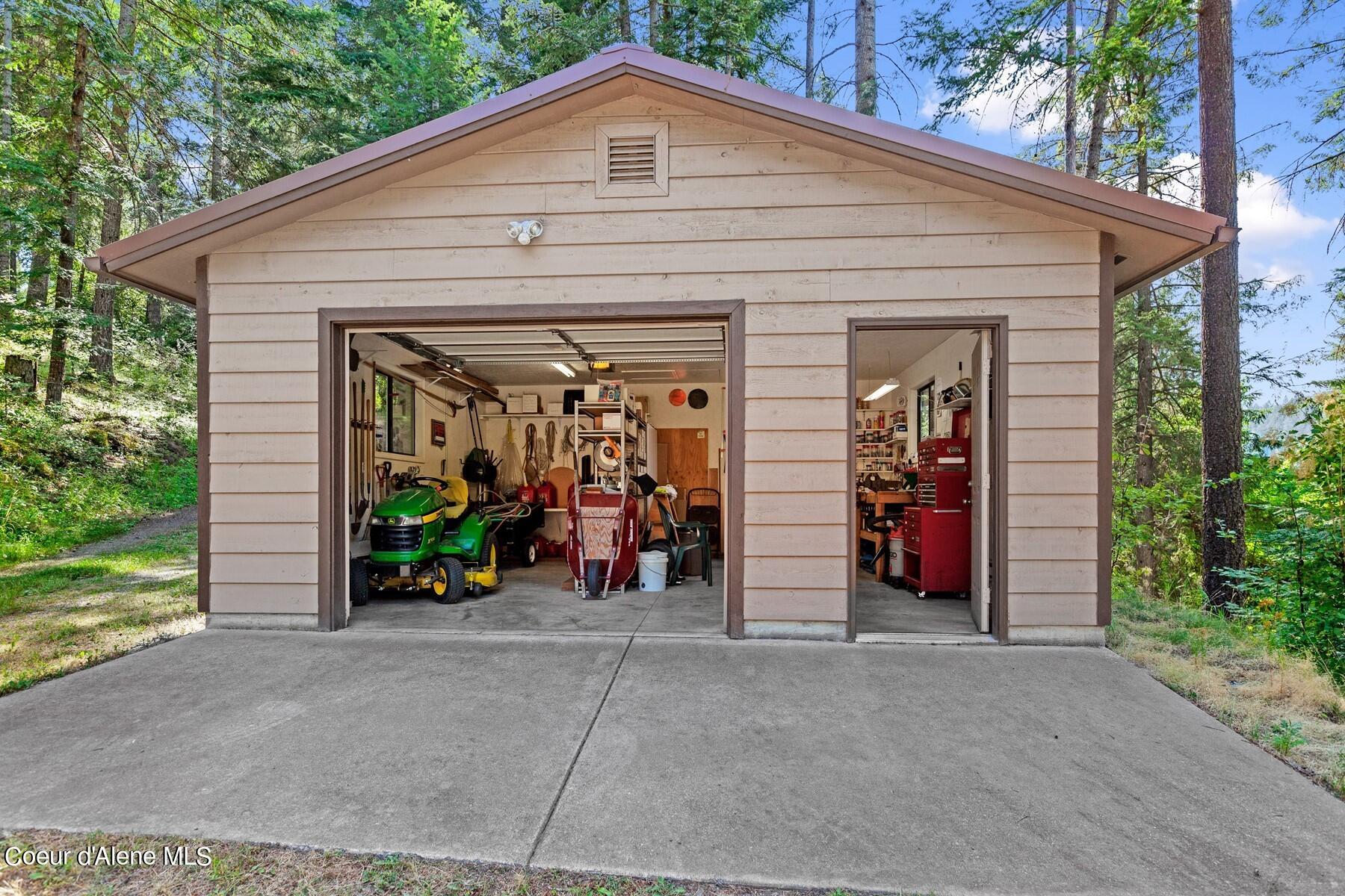 7285 E Henry Point Rd