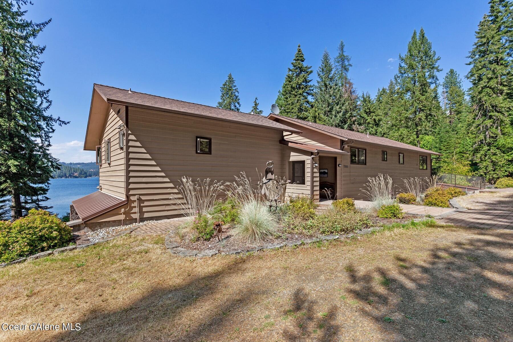 7285 E Henry Point Rd