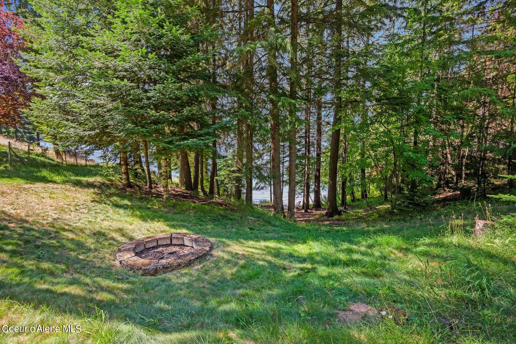 7285 E Henry Point Rd