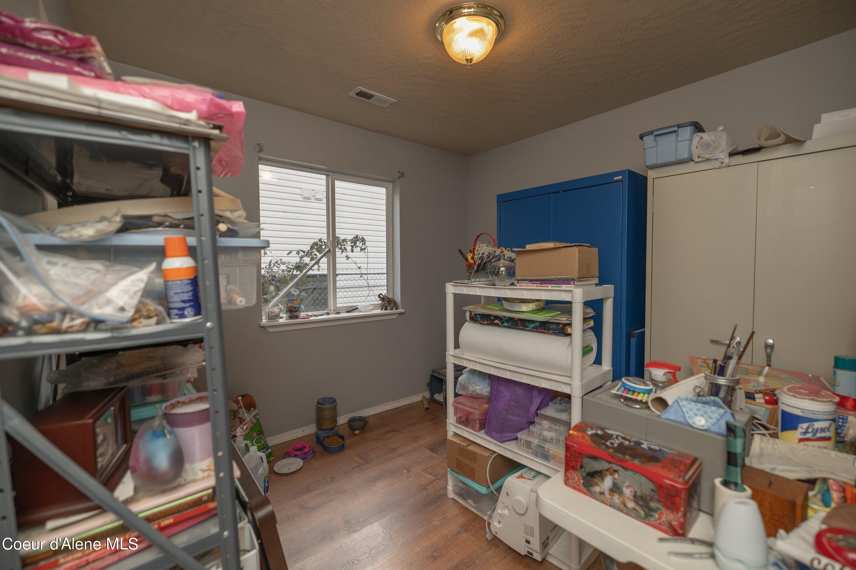 2517 W Beth Loop