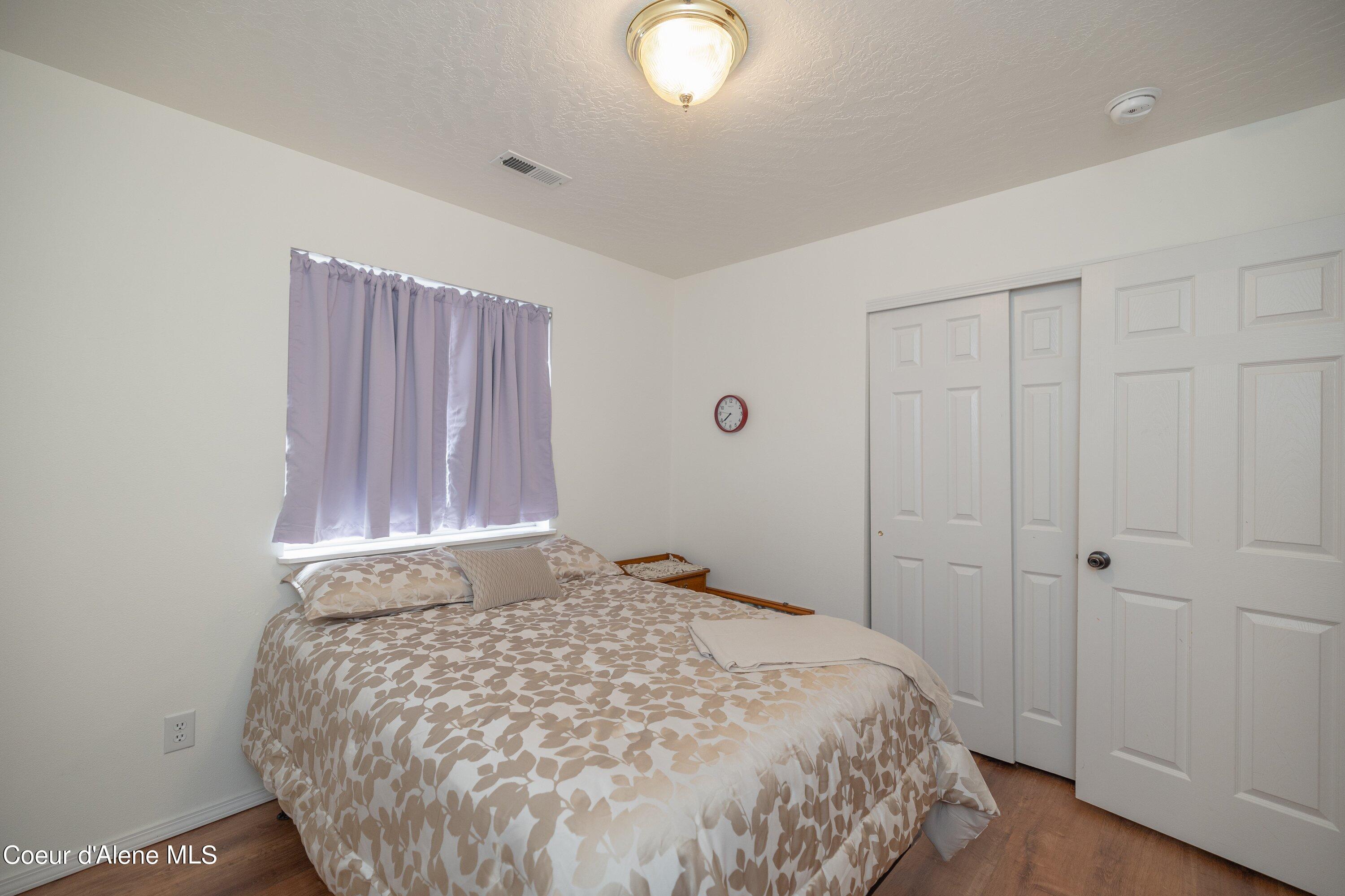 2517 W Beth Loop