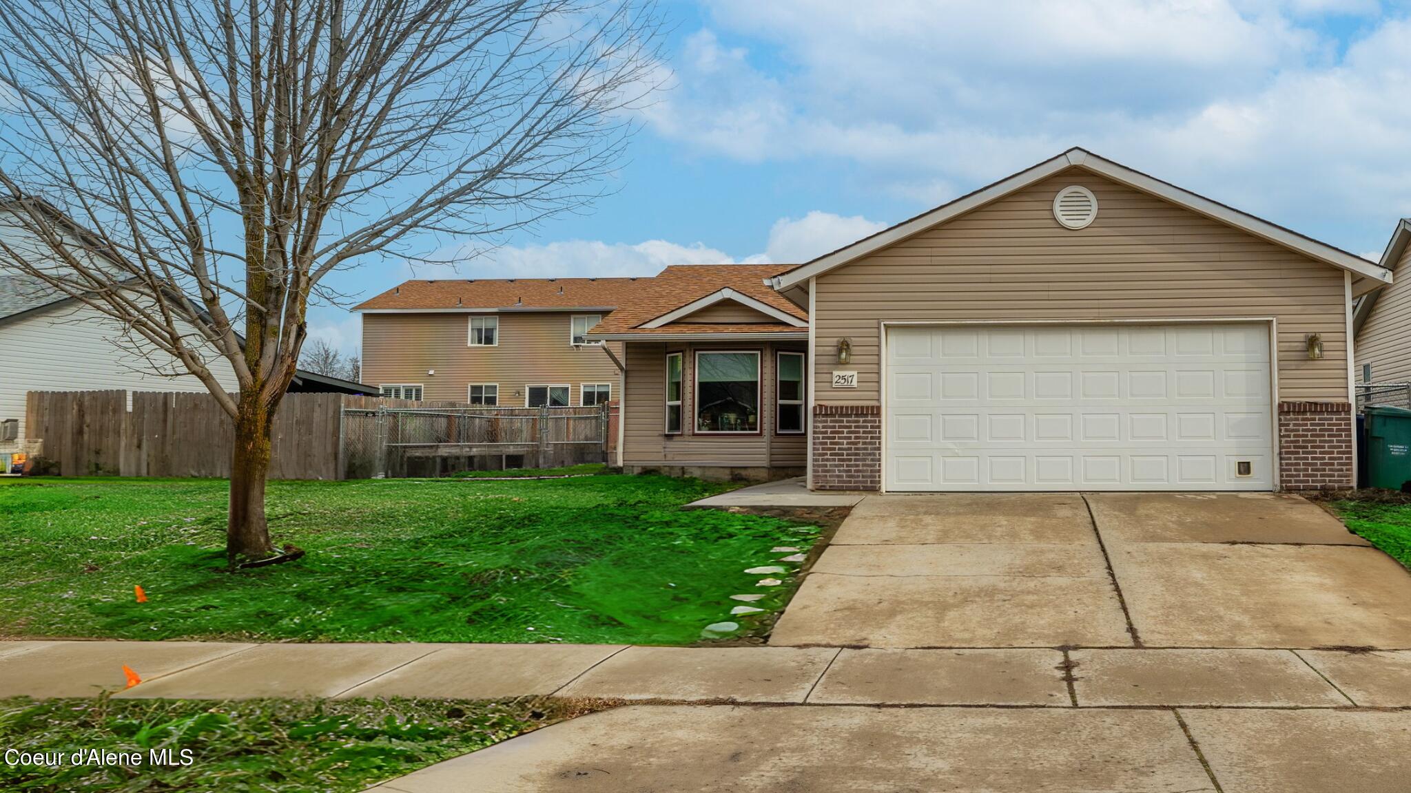 2517 W Beth Loop