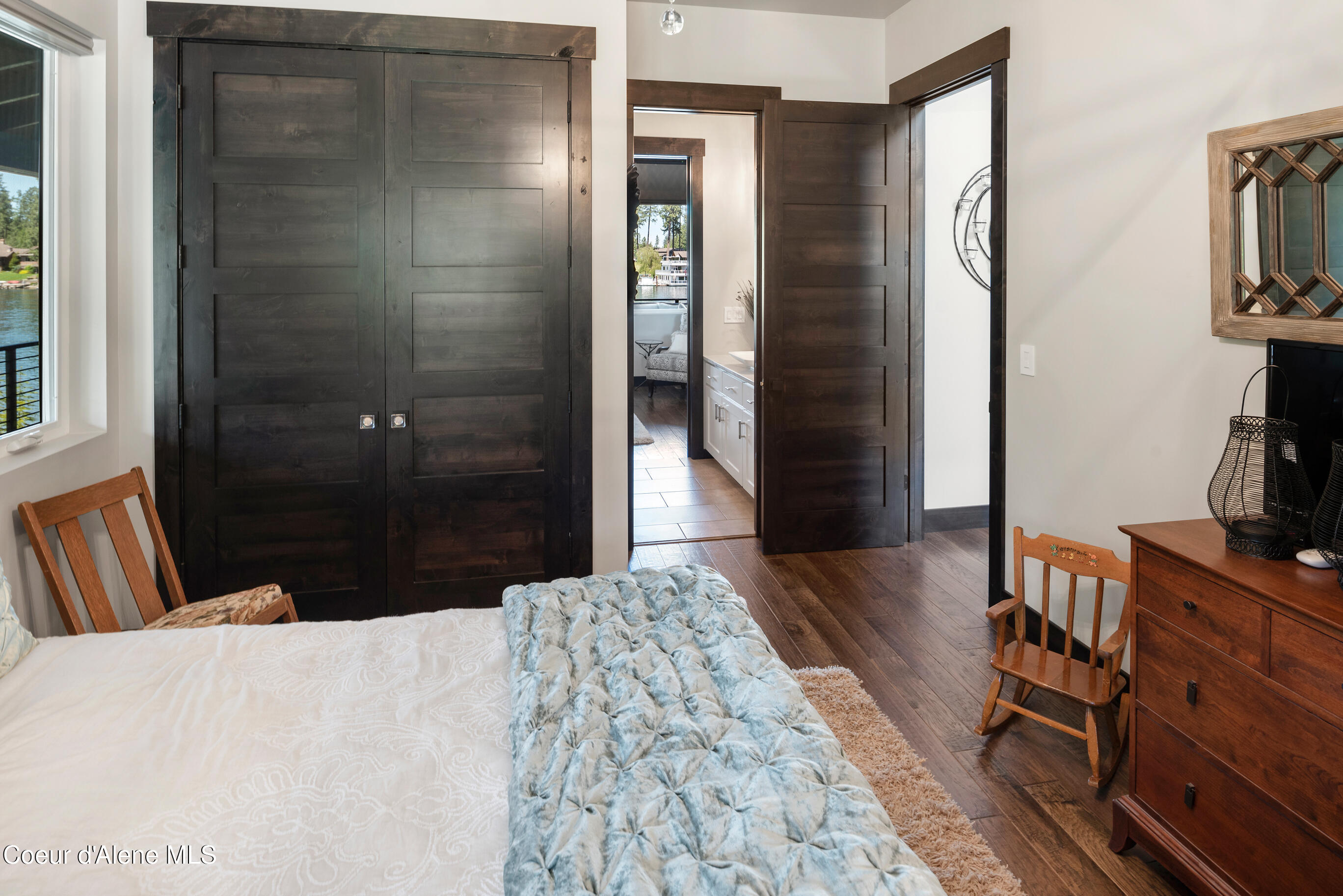 518 S Hidden Island Ln, Coeur d'Alene