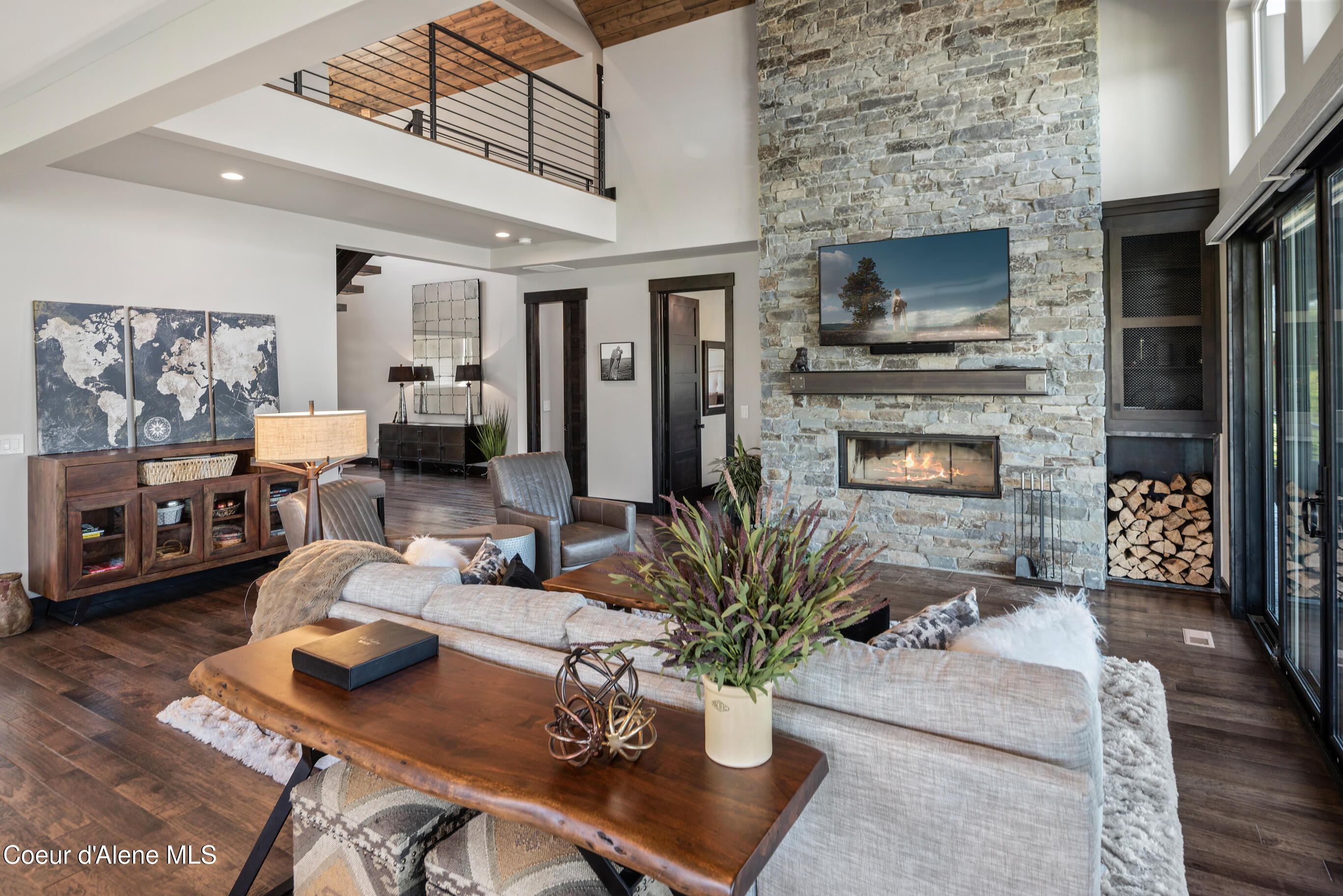 518 S Hidden Island Ln, Coeur d'Alene