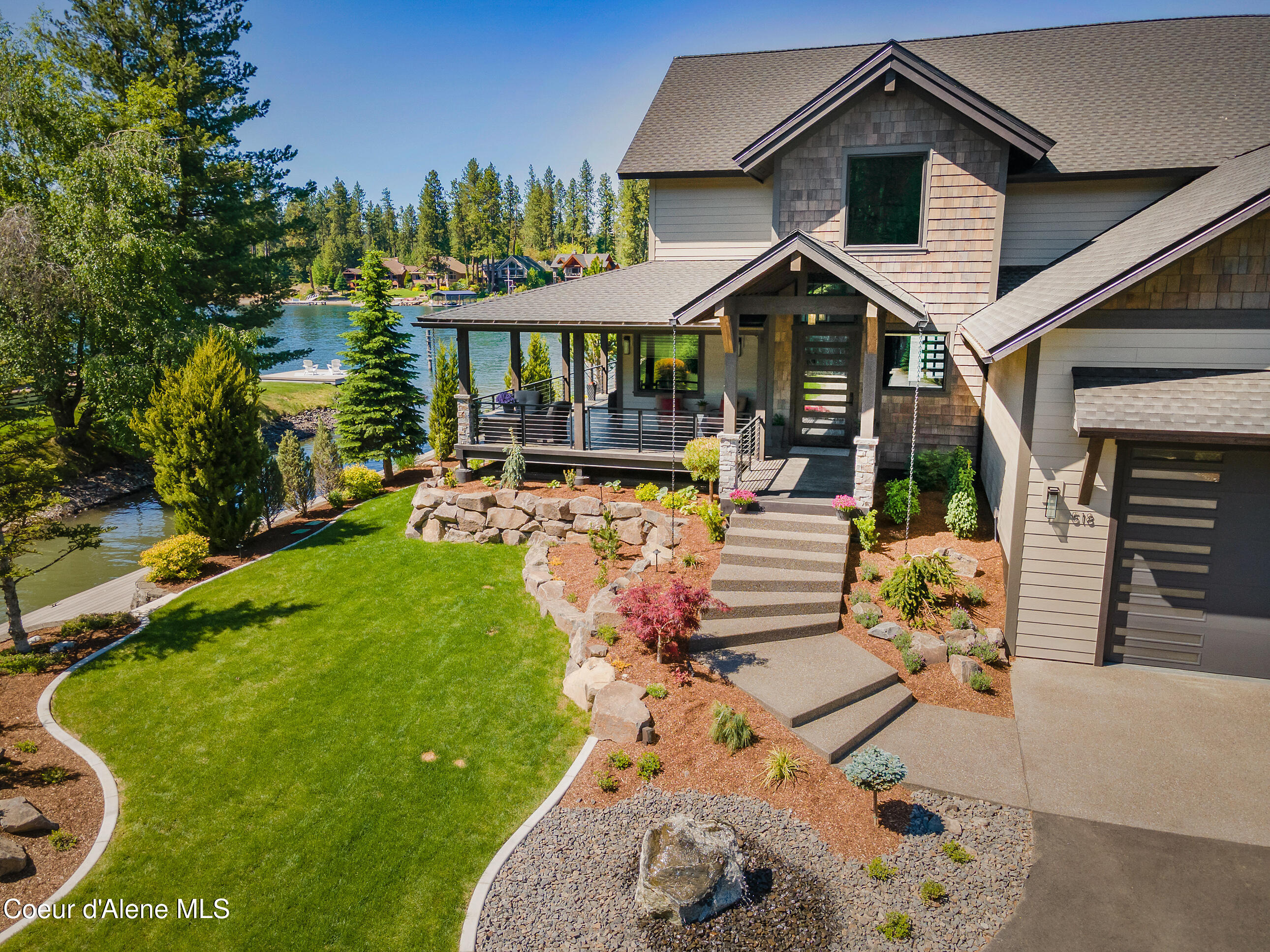 518 S Hidden Island Ln, Coeur d'Alene
