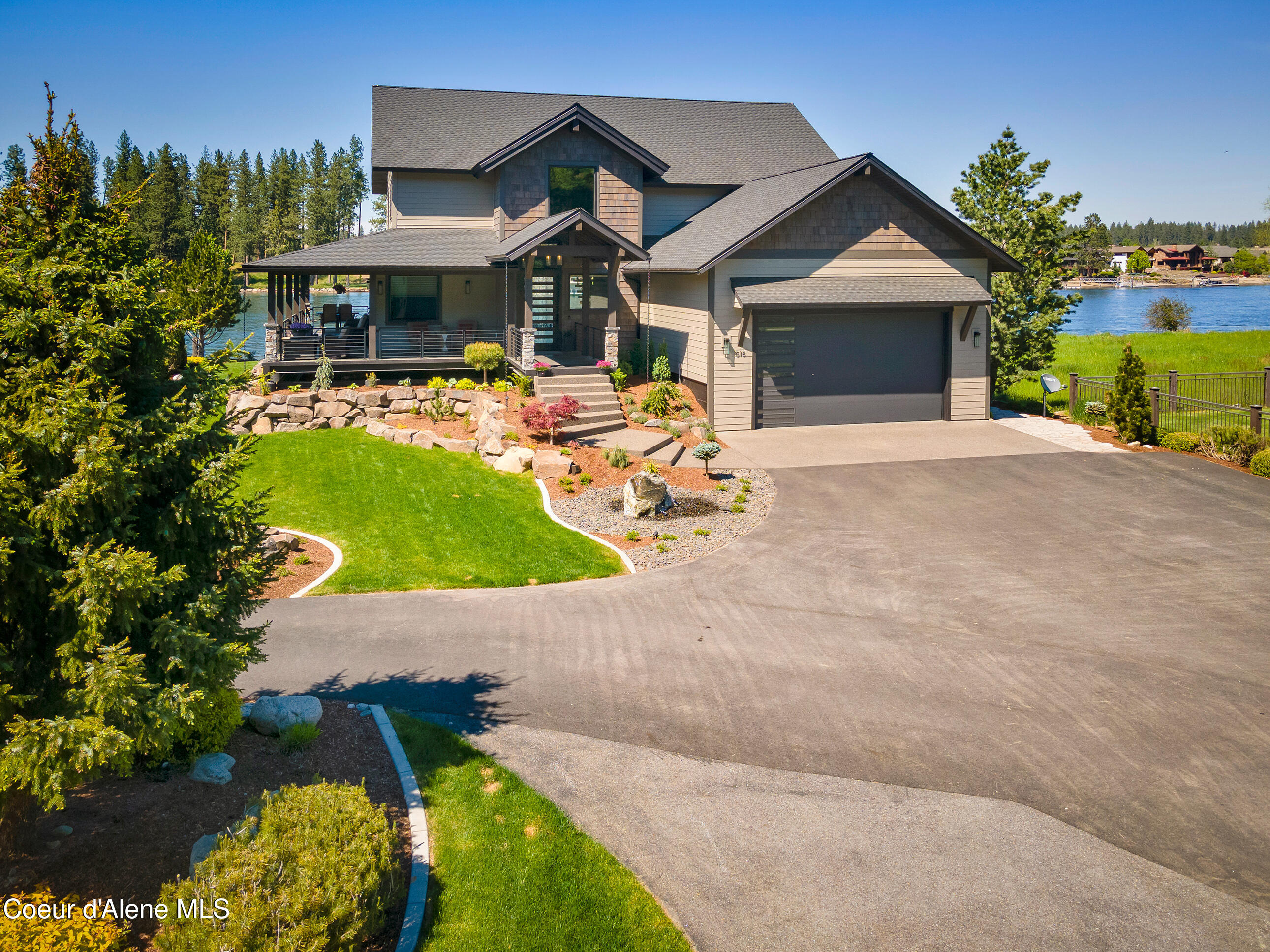 518 S Hidden Island Ln, Coeur d'Alene