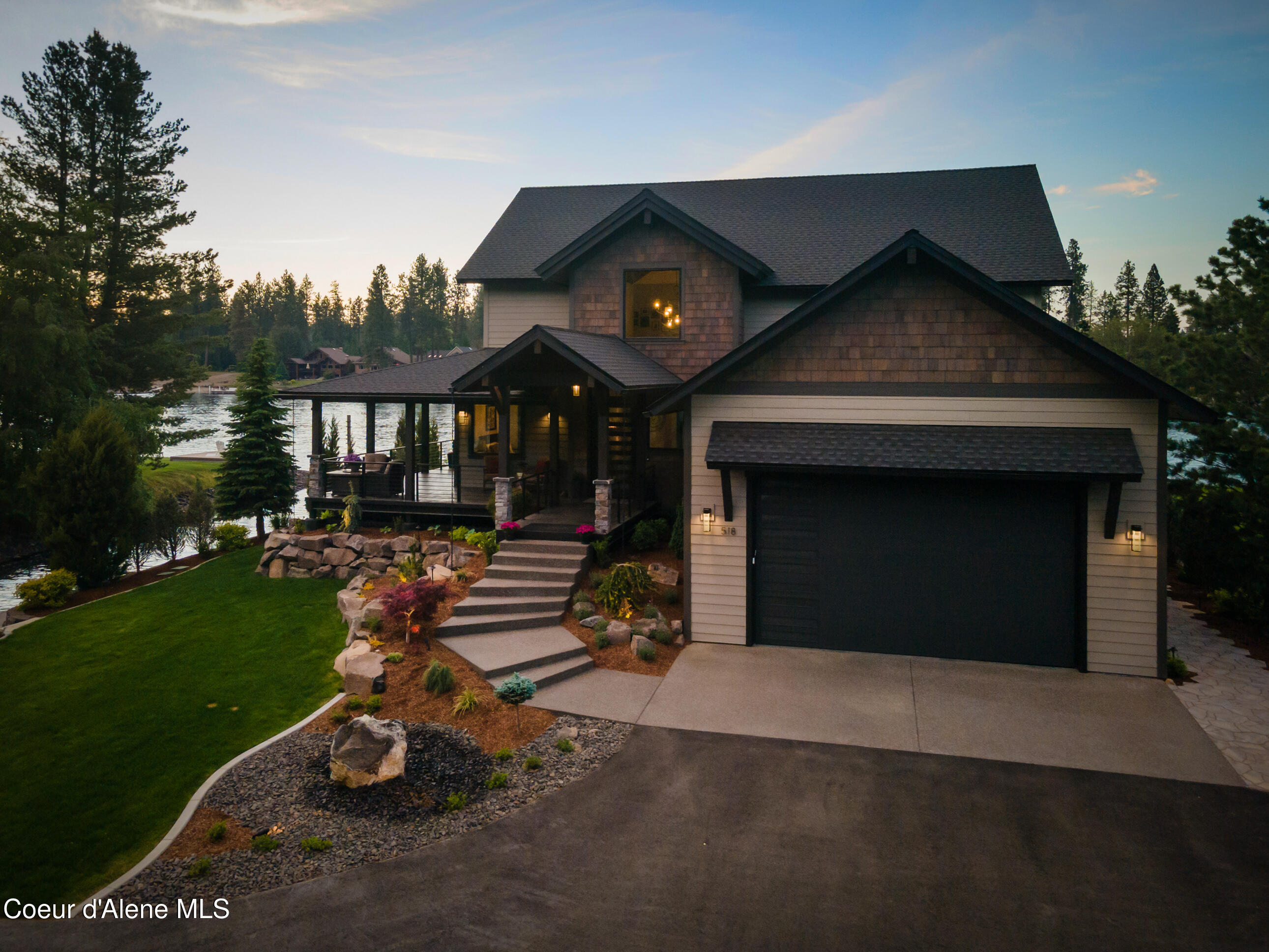 518 S Hidden Island Ln, Coeur d'Alene