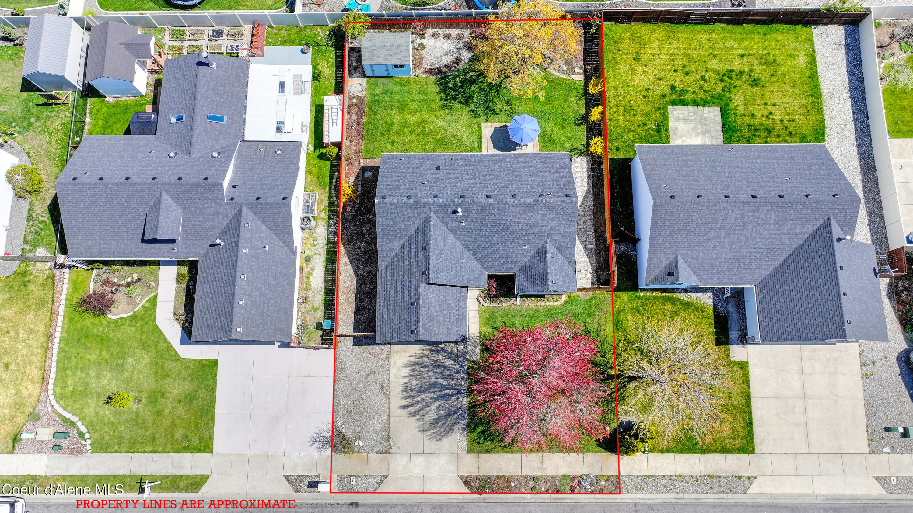 370 E TIGER AVE