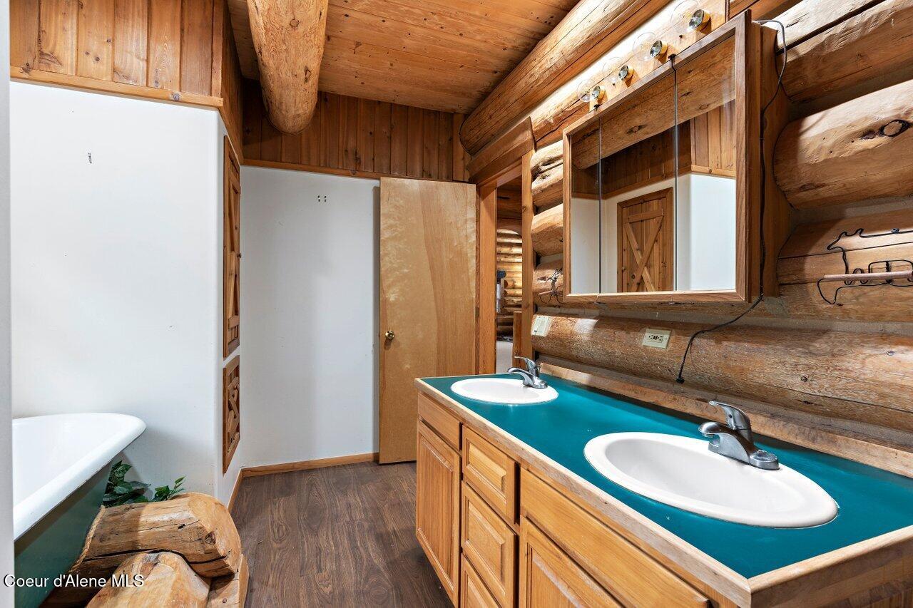 2376 Little Blacktail Rd