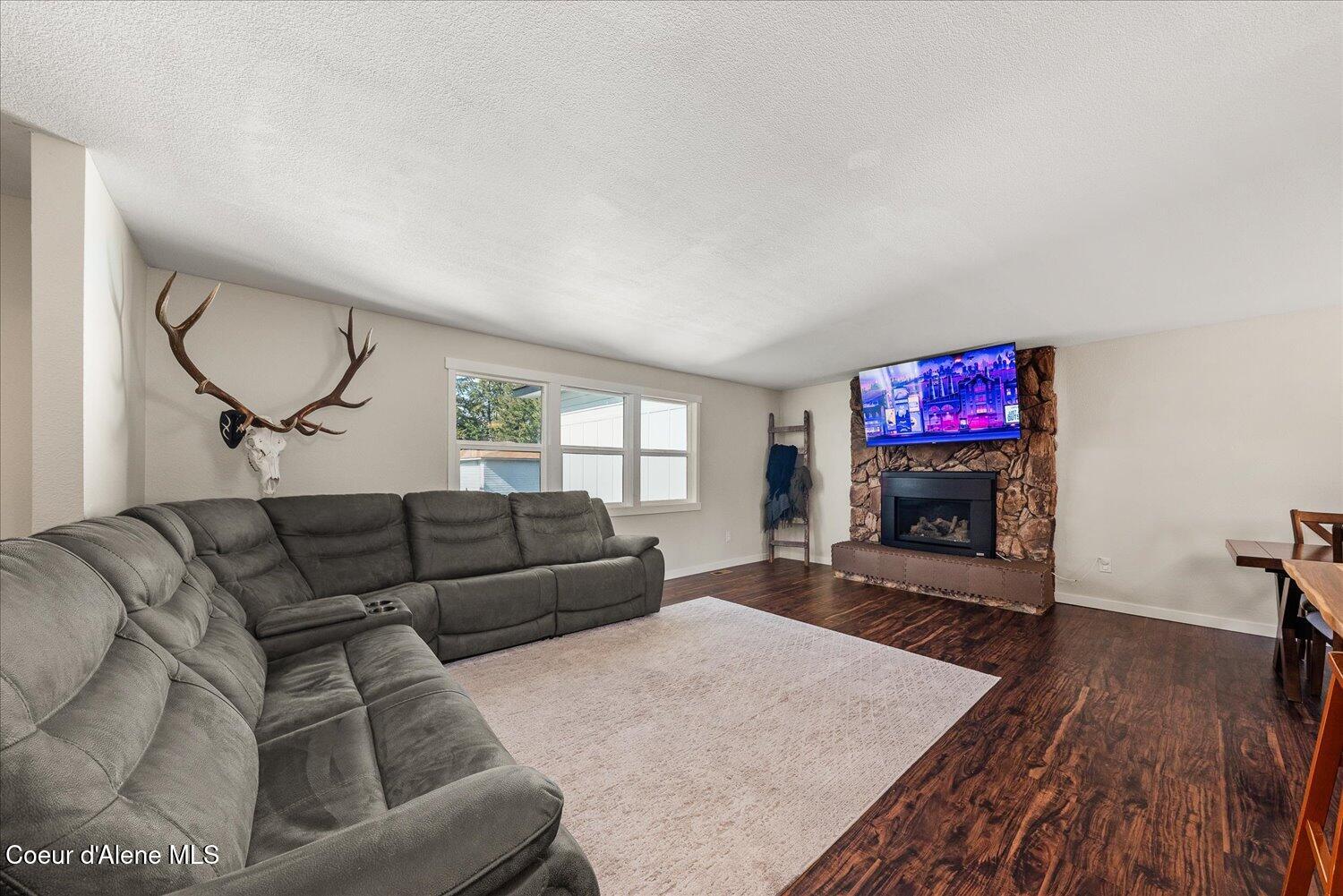 9084 W DRIFTWOOD DR