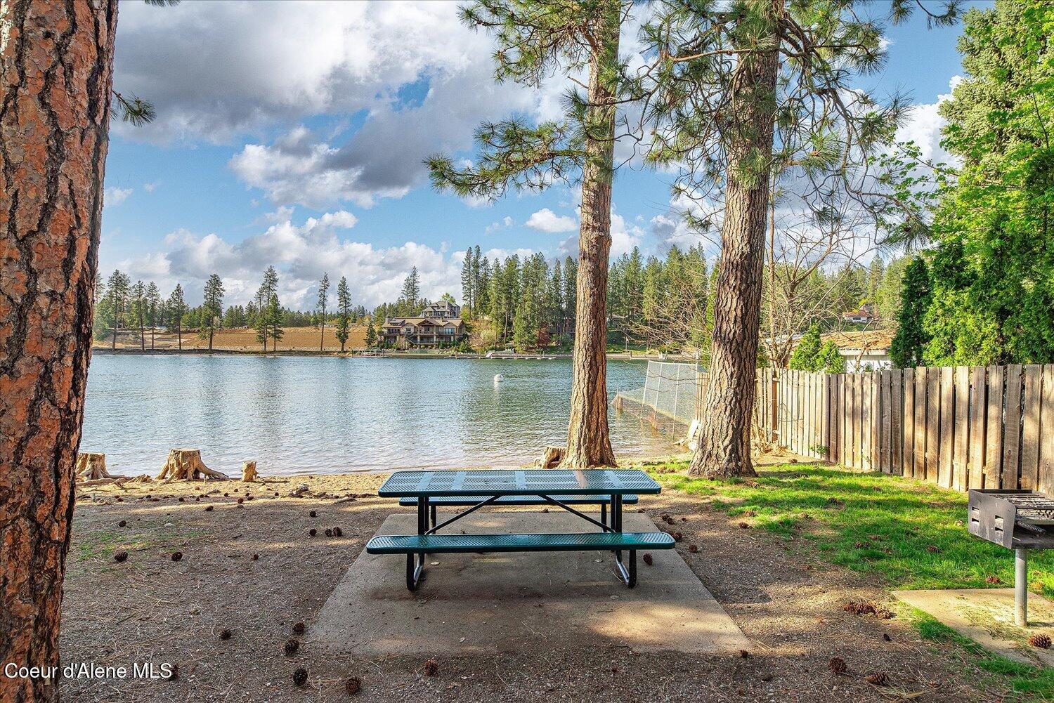 9084 W DRIFTWOOD DR