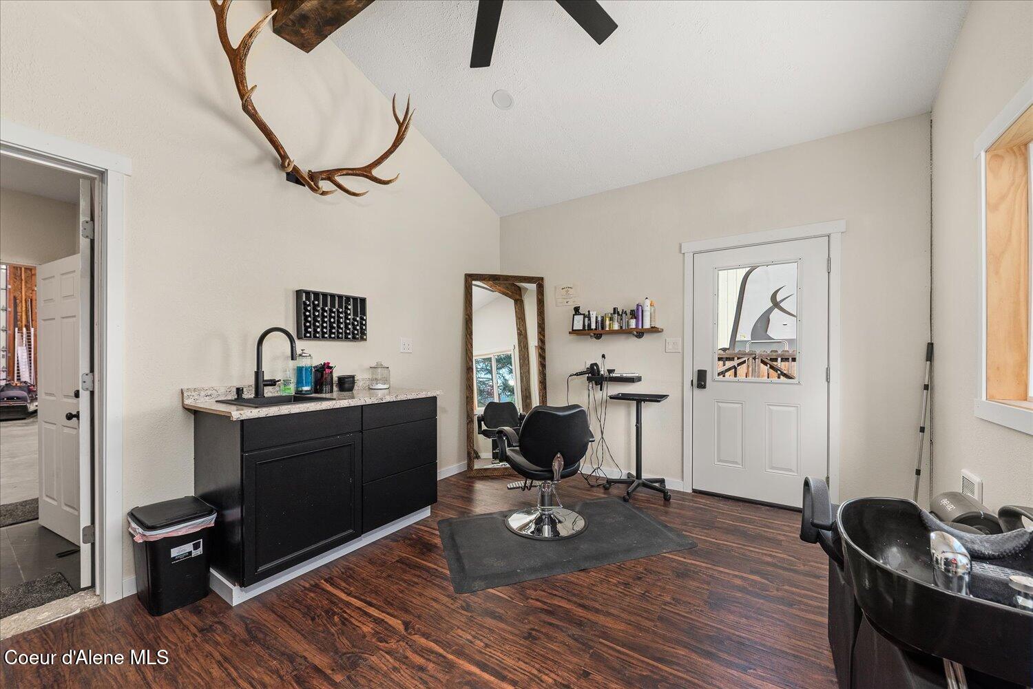 9084 W DRIFTWOOD DR