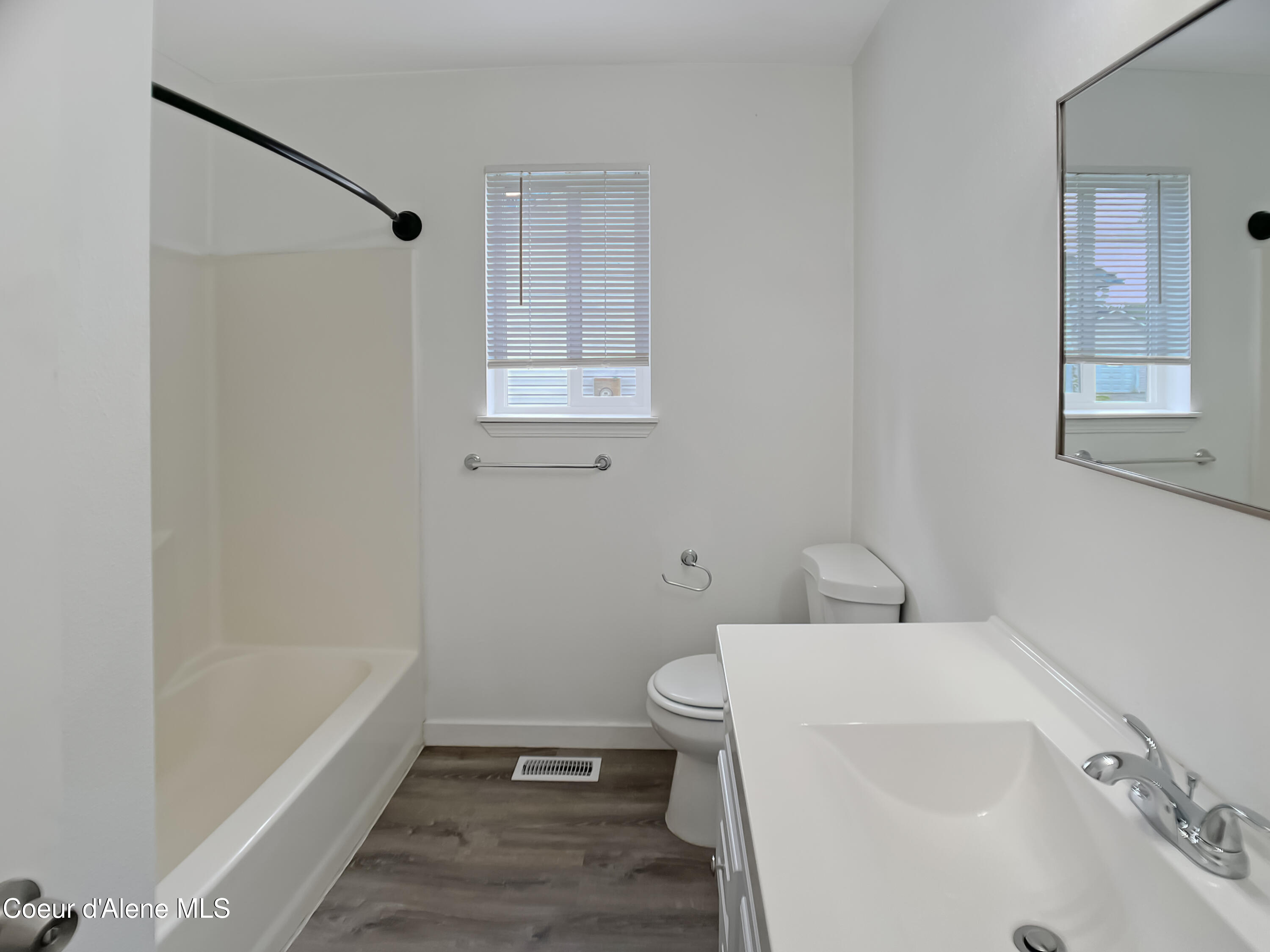 5135/5160 N ABBEY Ct, Coeur d'Alene