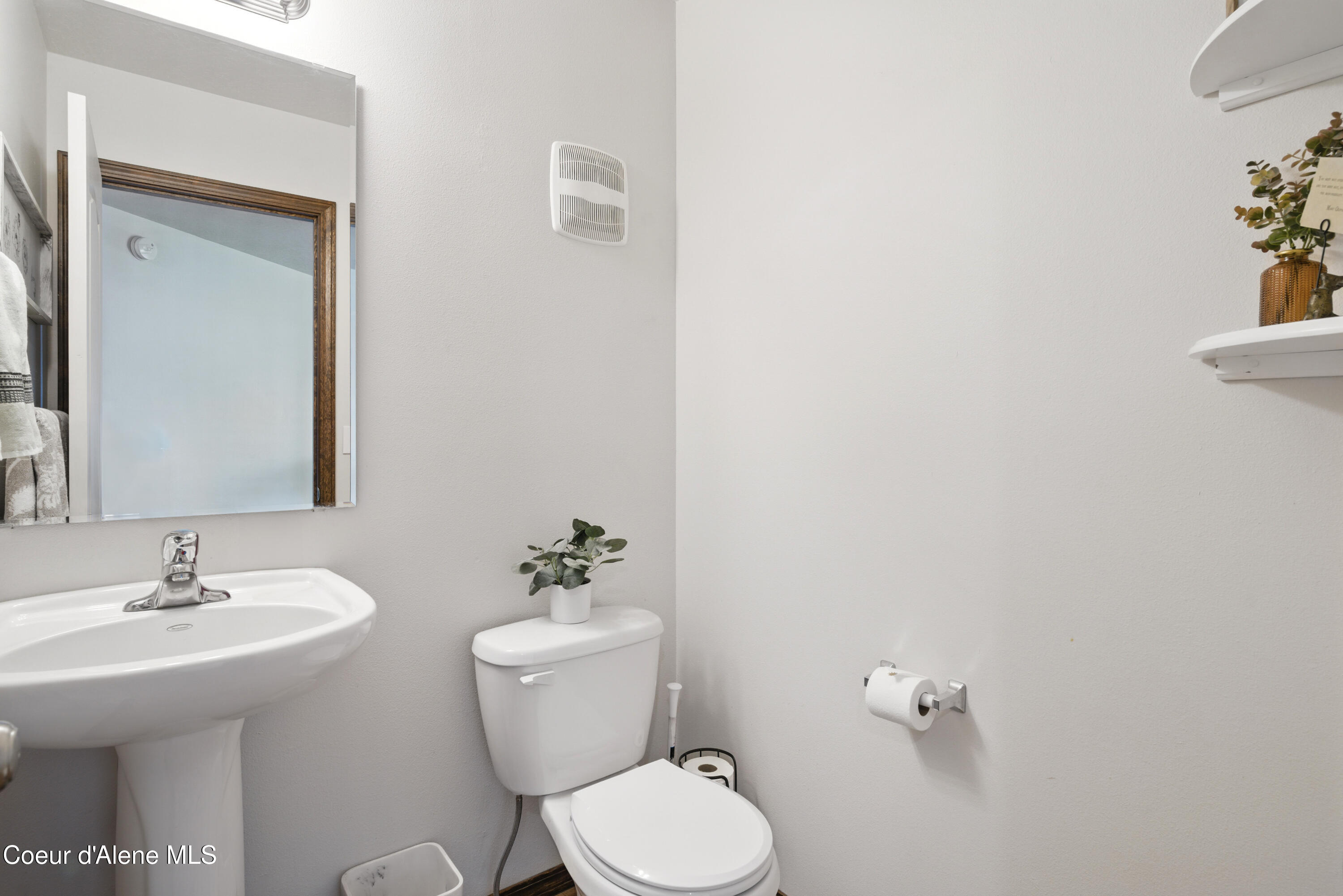 12404 W DEVONSHIRE AVE