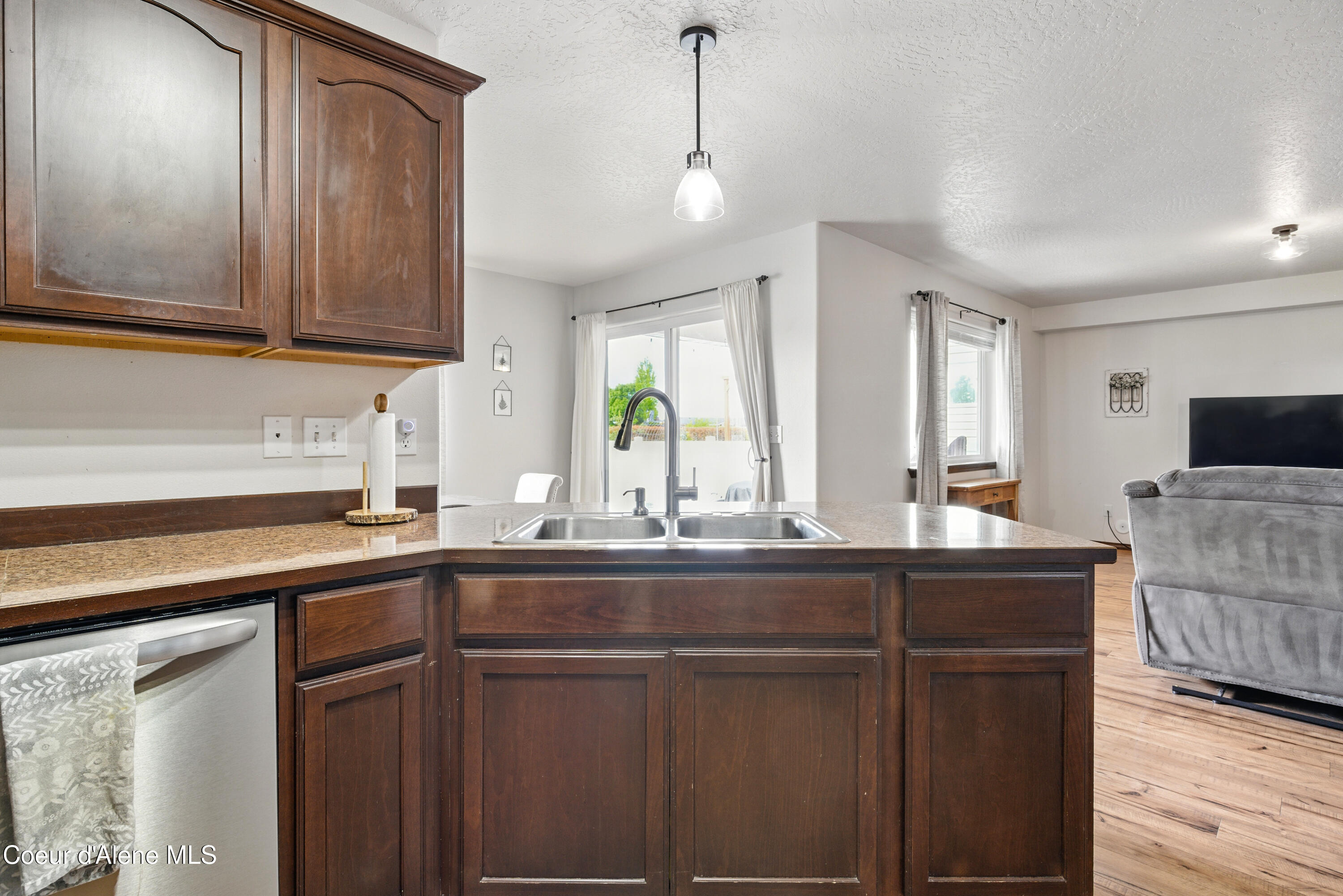 12404 W DEVONSHIRE AVE