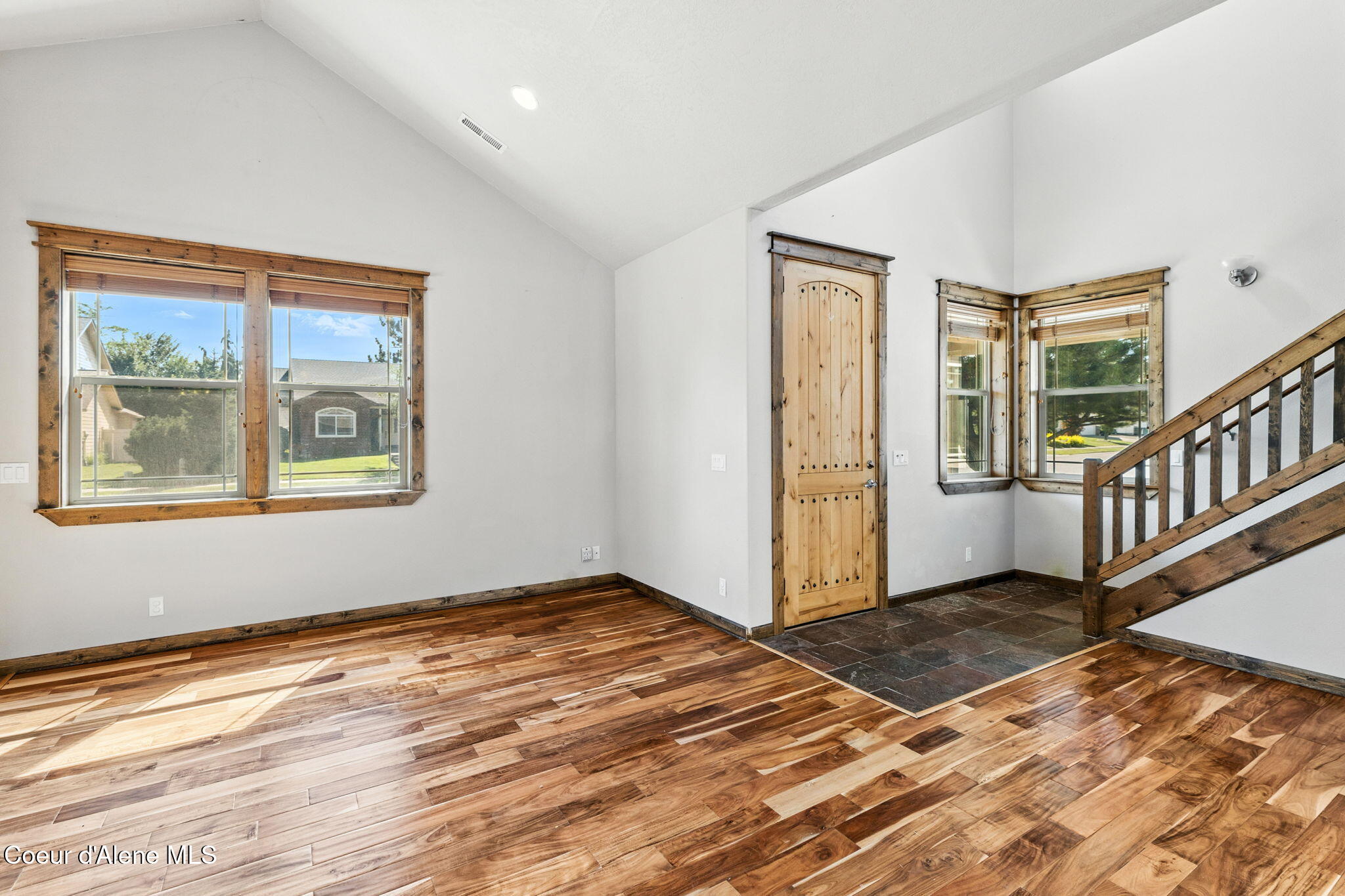 15360 N Nixon Loop