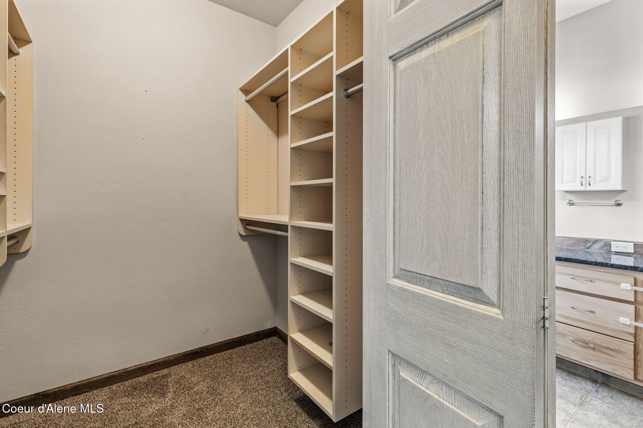 15360 N Nixon Loop