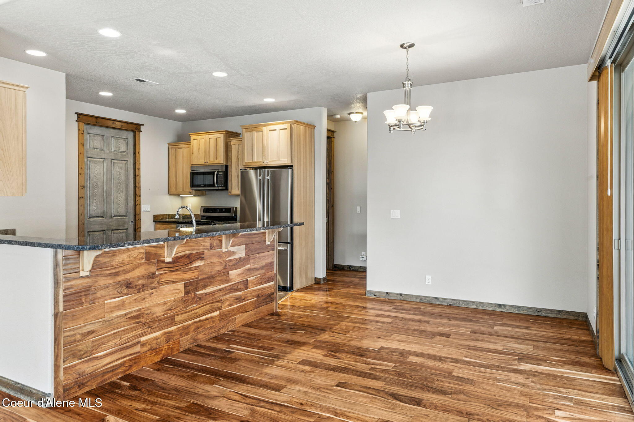 15360 N Nixon Loop