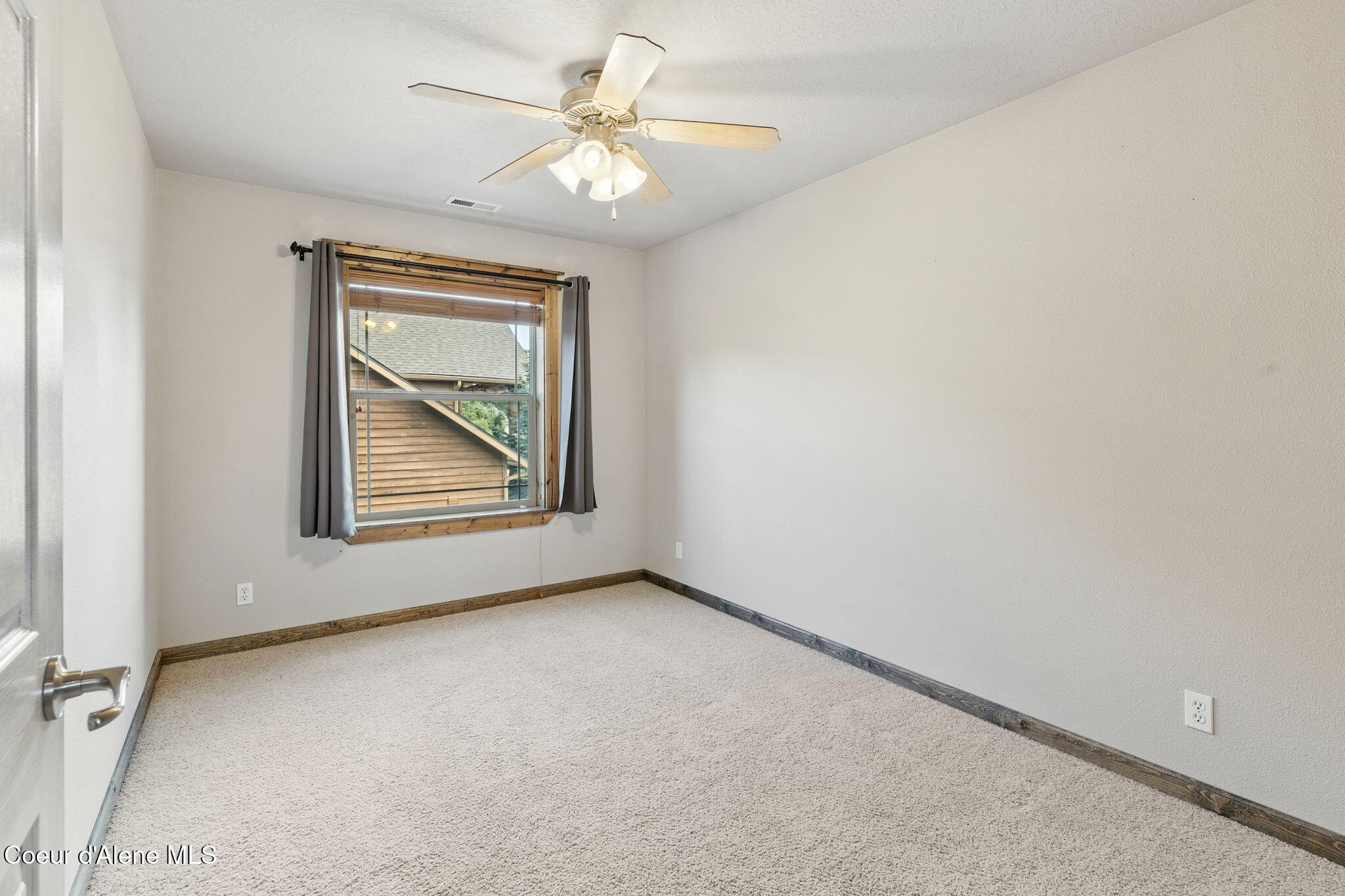 15360 N Nixon Loop
