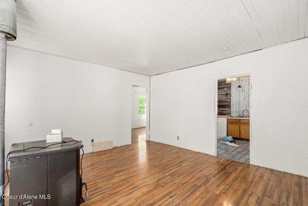 17320 E PERIMETER RD