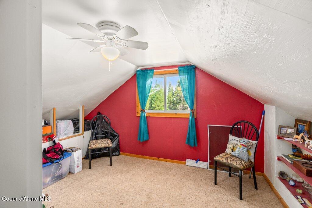 207 Happy Valley Ln