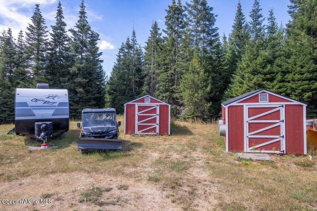 207 Happy Valley Ln