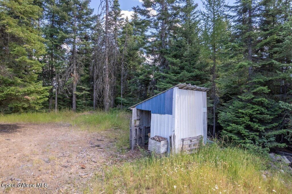 207 Happy Valley Ln