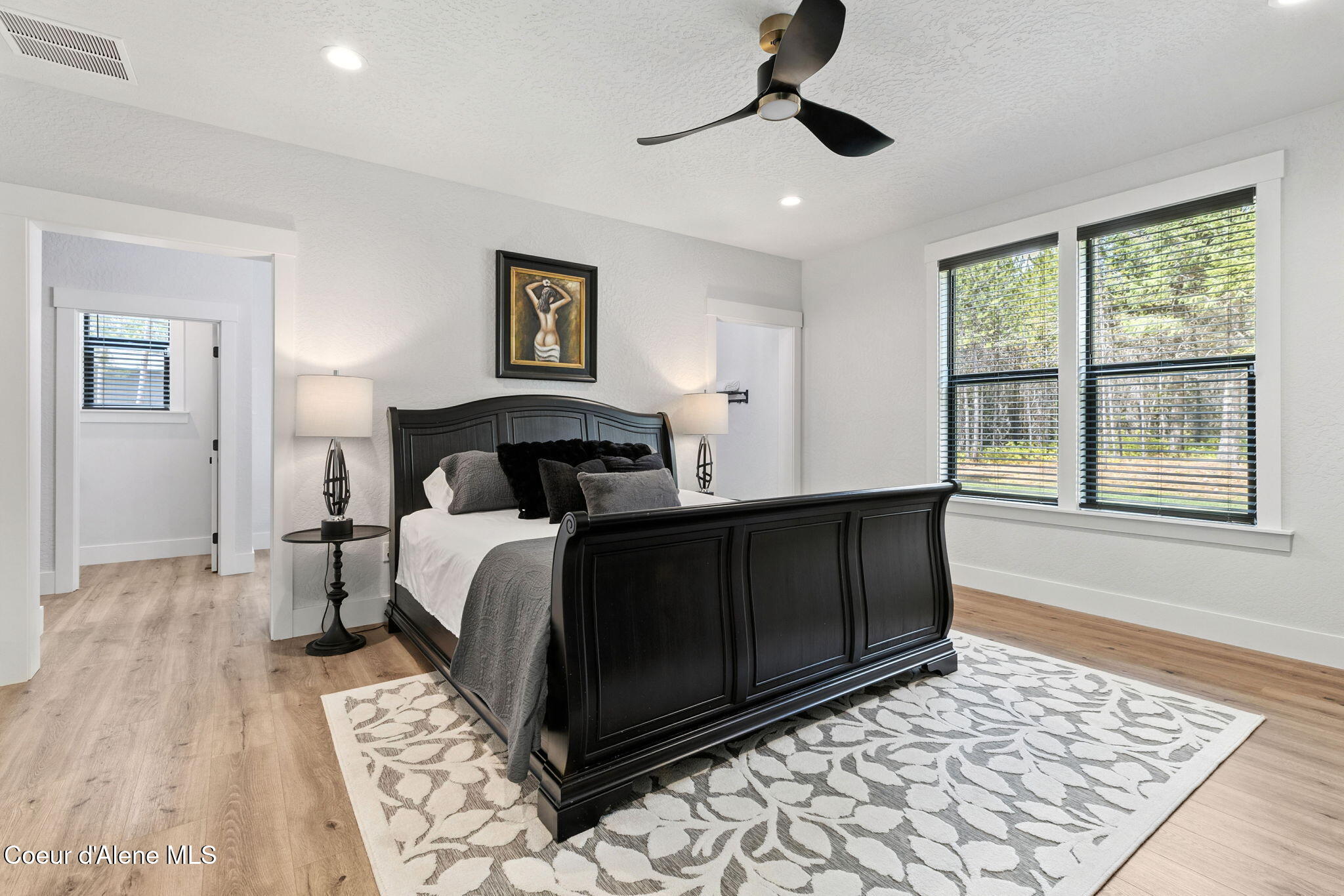 20283 N Crooked Rock Ln