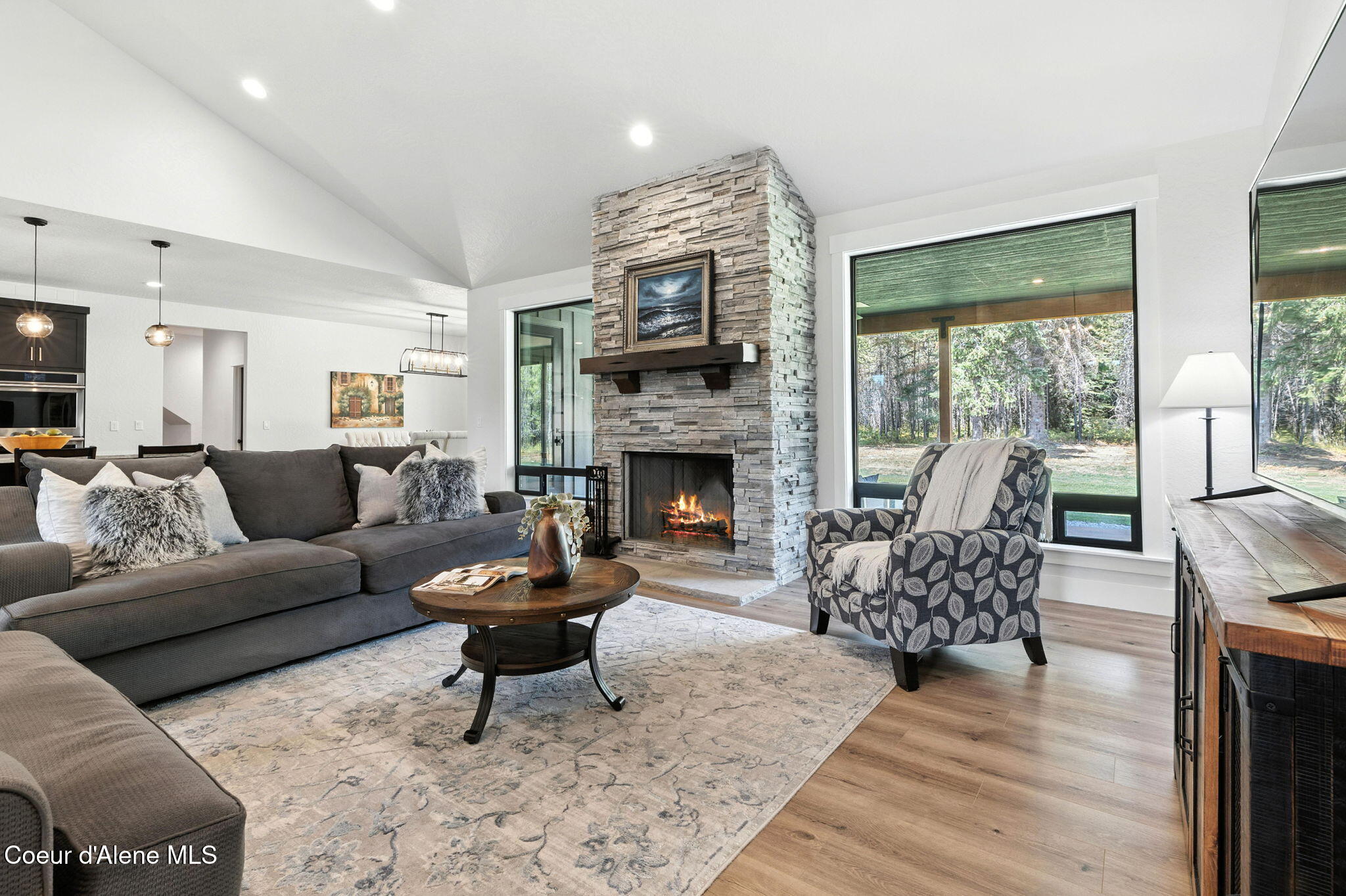 20283 N Crooked Rock Ln