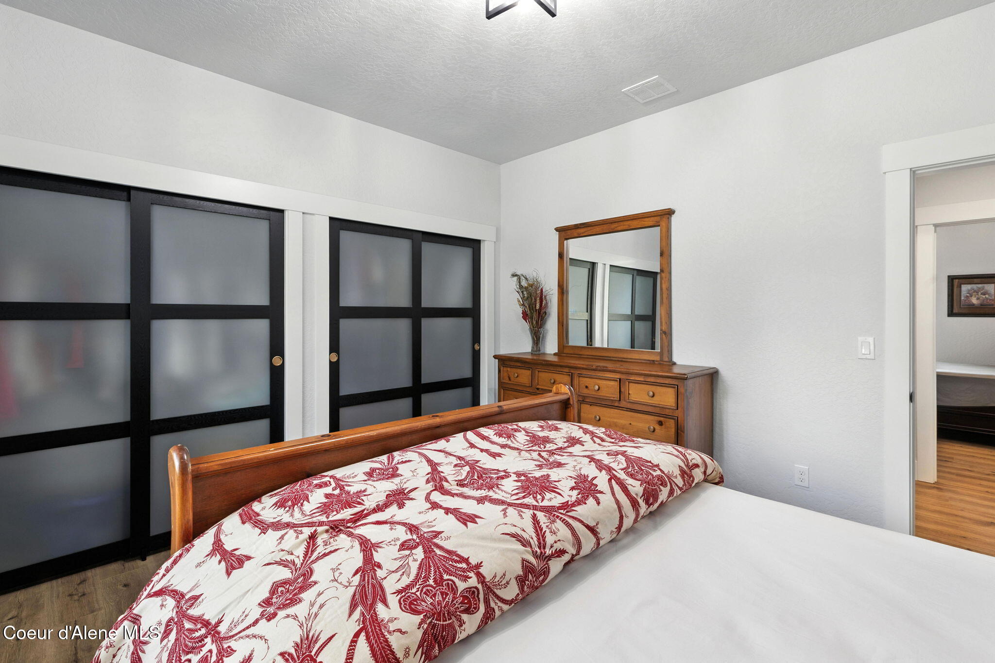 20283 N Crooked Rock Ln