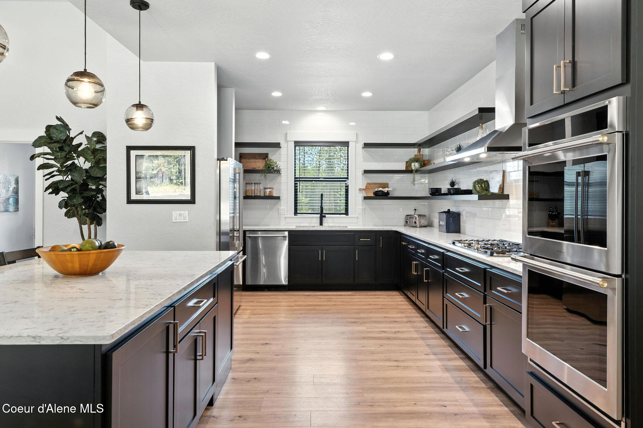 20283 N Crooked Rock Ln